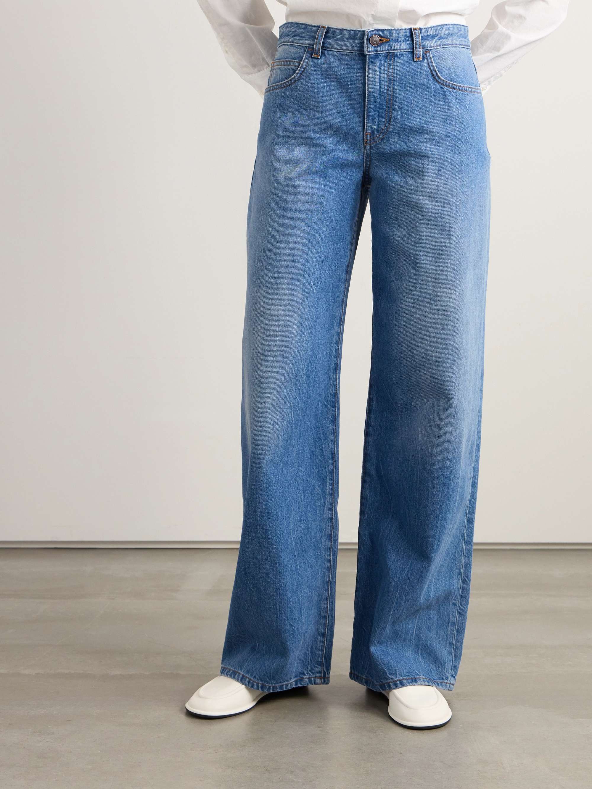 Essentials Eglitta boyfriend jeans view