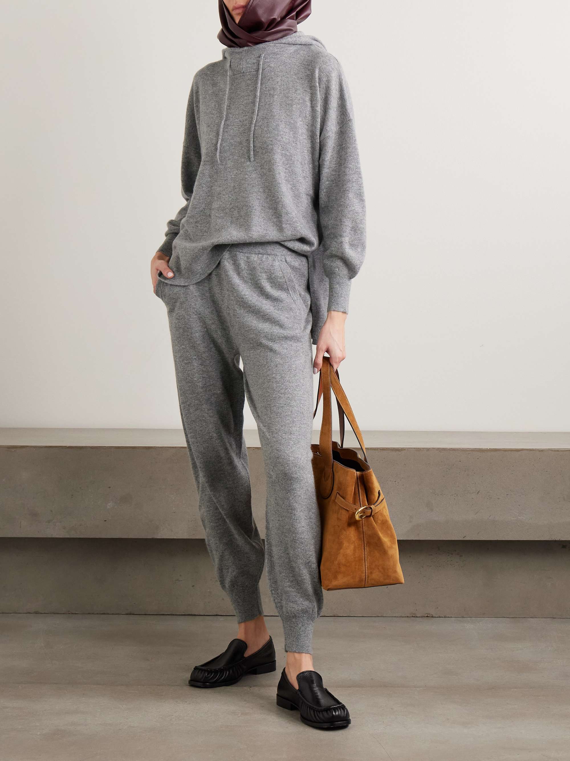 Cashmere hoodie and track pants set view