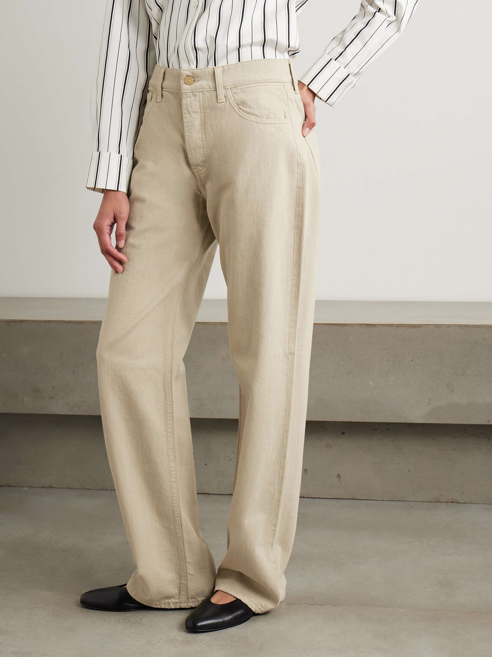 Everly high-rise straight-leg organic jeans view
