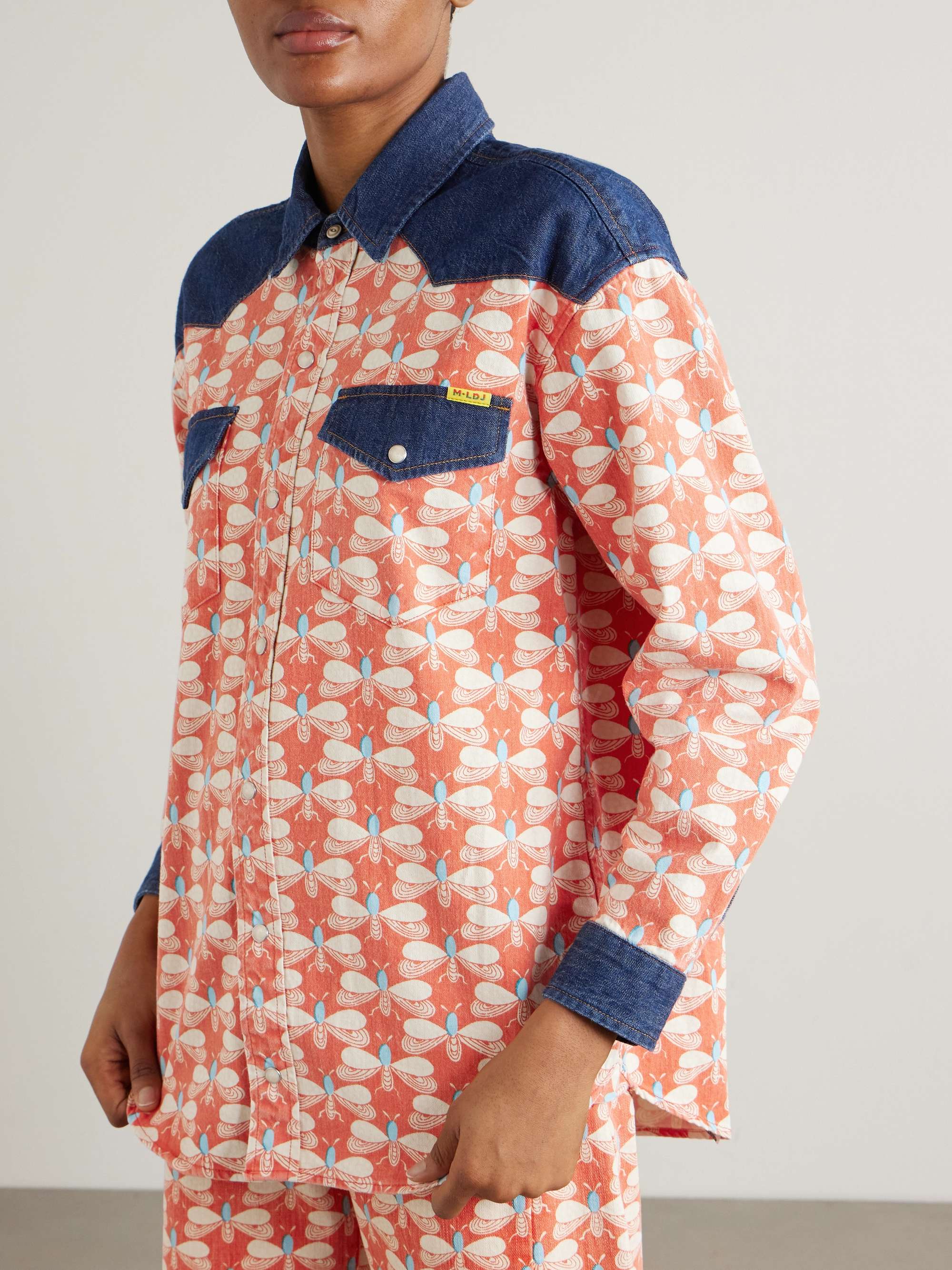 + La DoubleJ The Tycoon denim-trimmed printed cotton shirt view