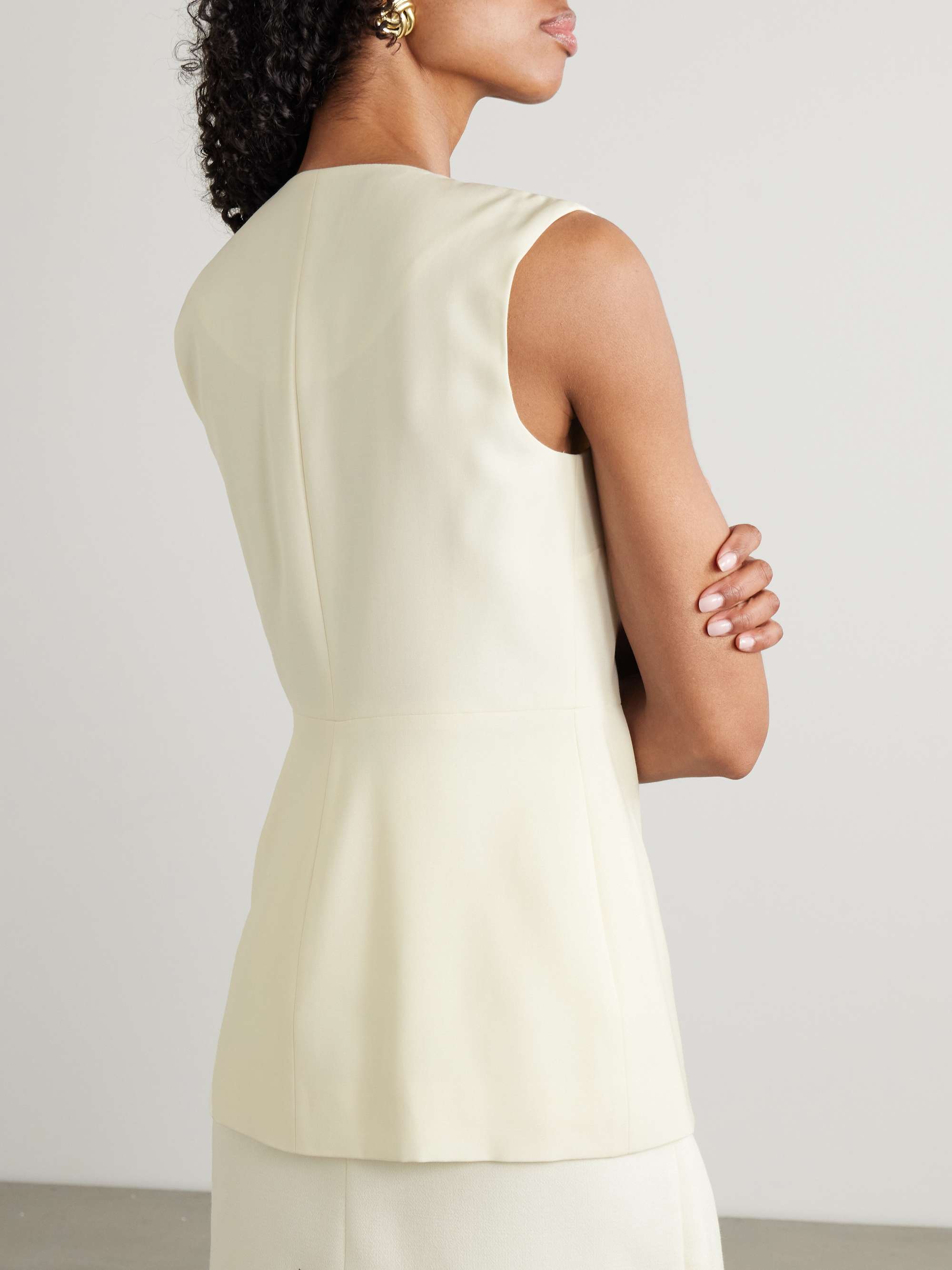 Vania wool vest view