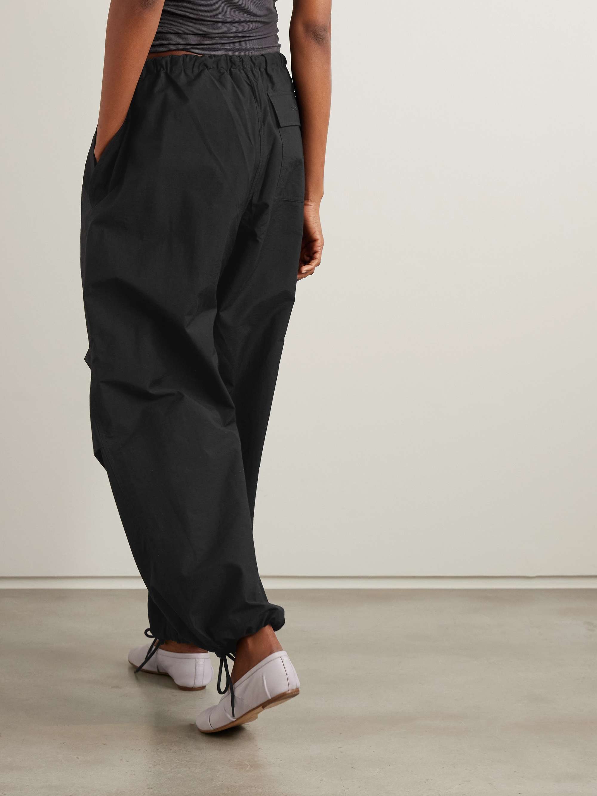 Cotton-blend wide-leg cargo pants view