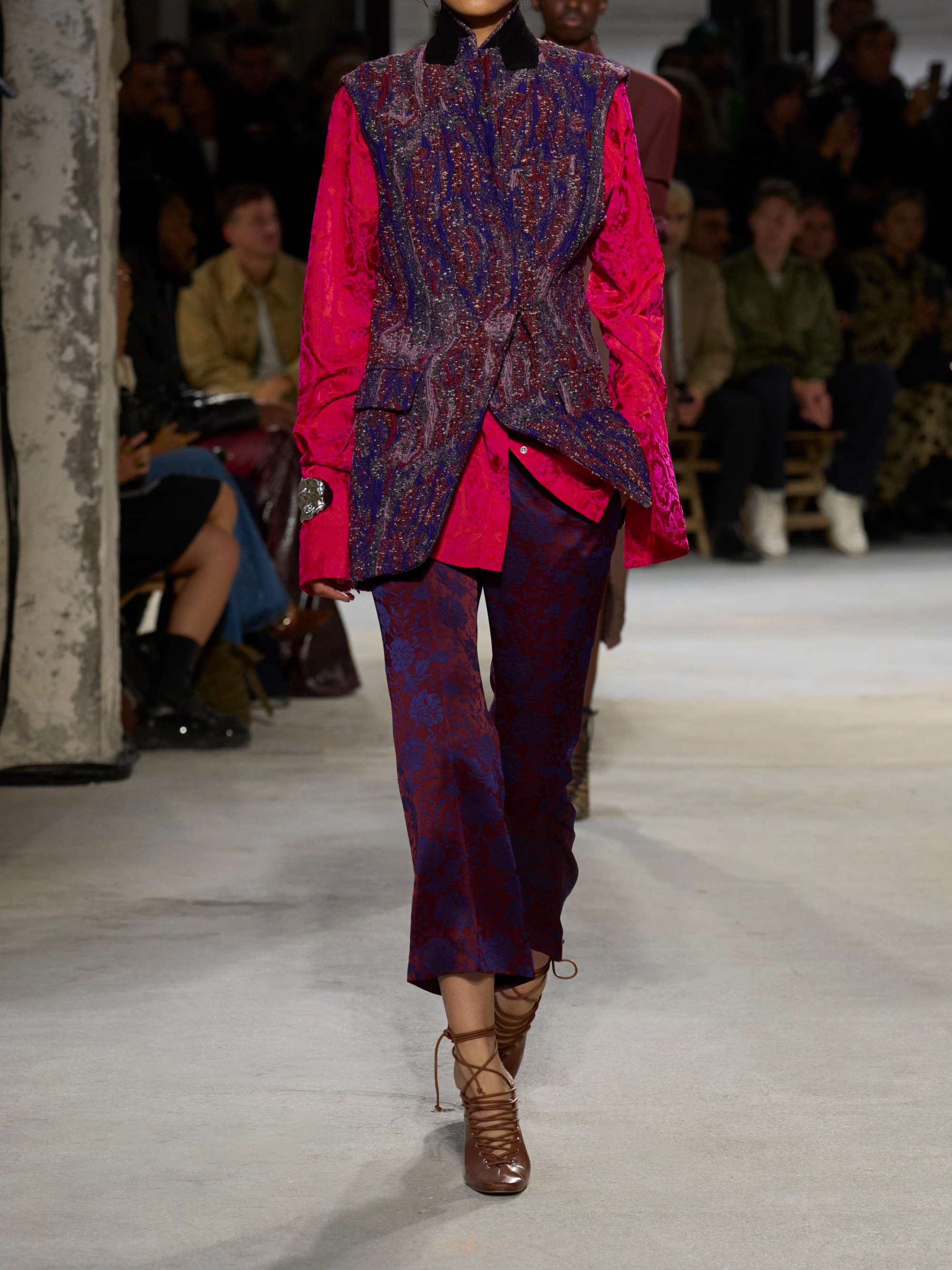 Paloma cropped floral-jacquard flared pants view