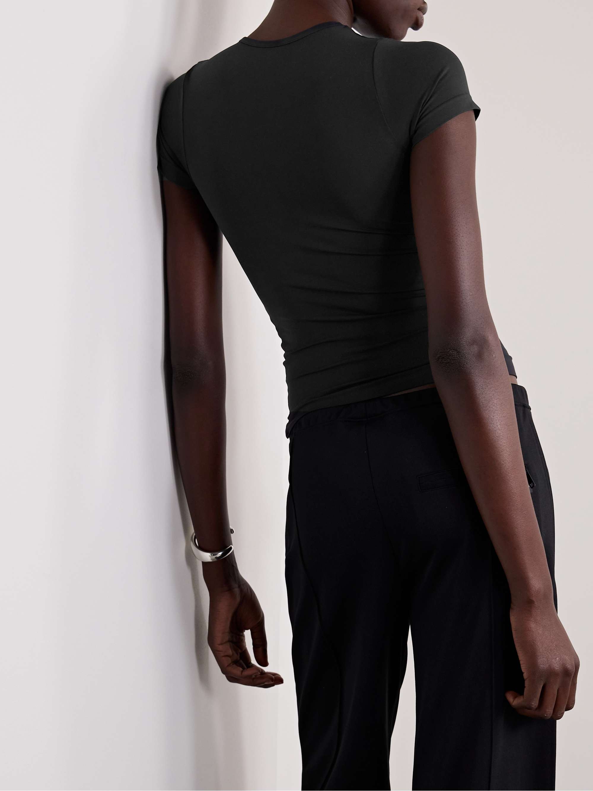 Soft Smoothing Seamless T-shirt view