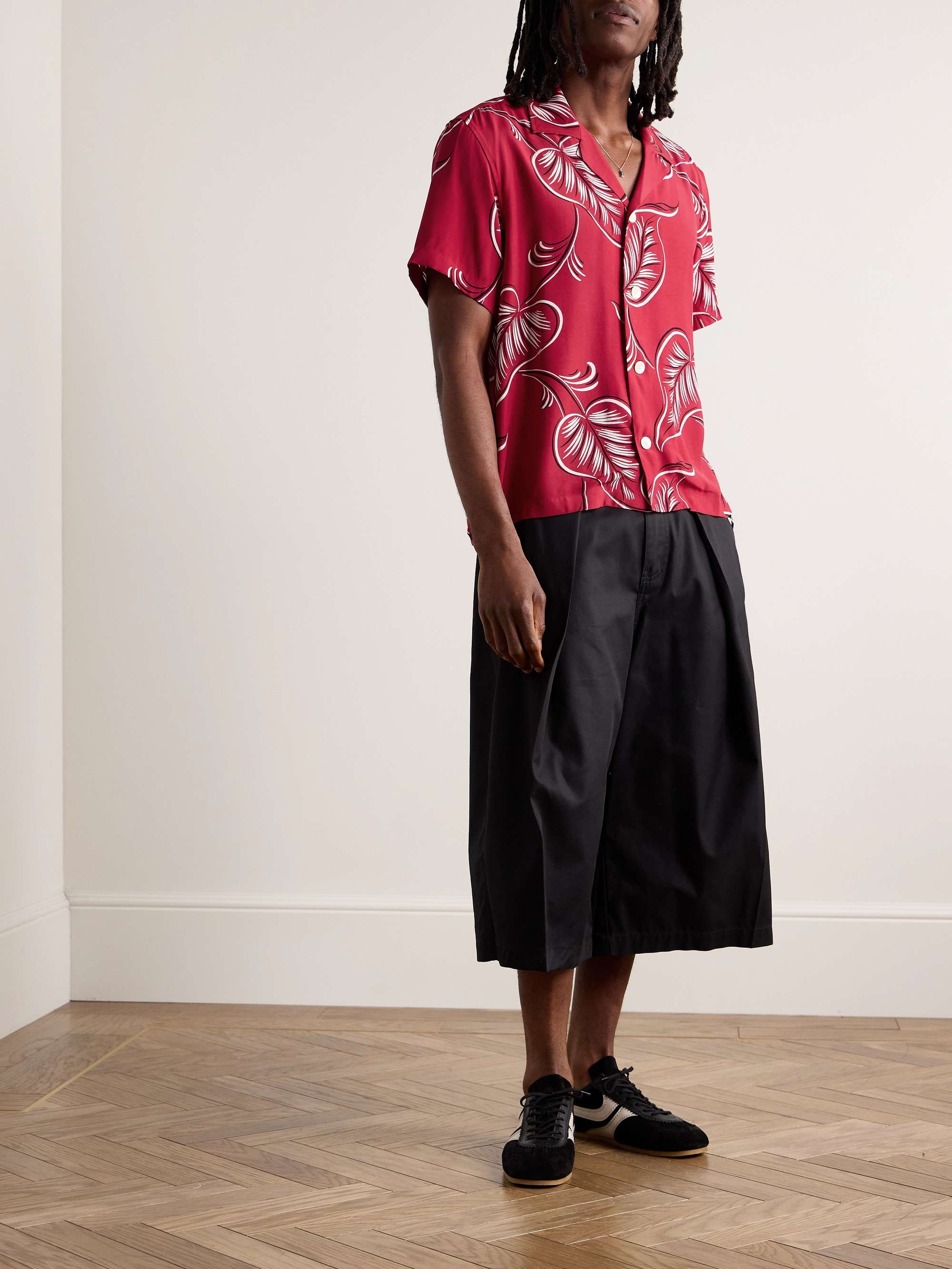 Creeping Begonia Camp-Collar Printed Woven Shirt view