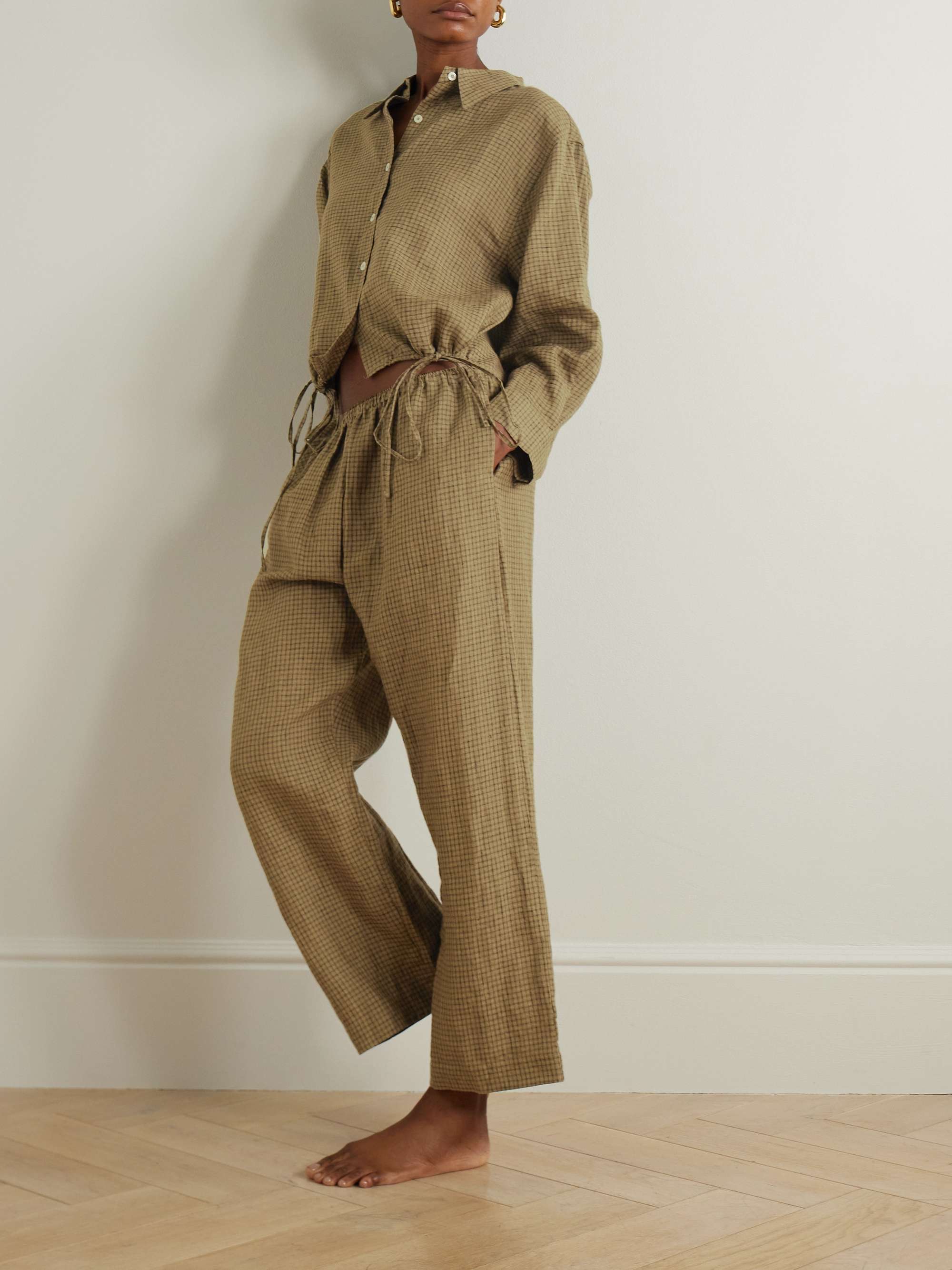 Tie-detailed checked linen pajama set view