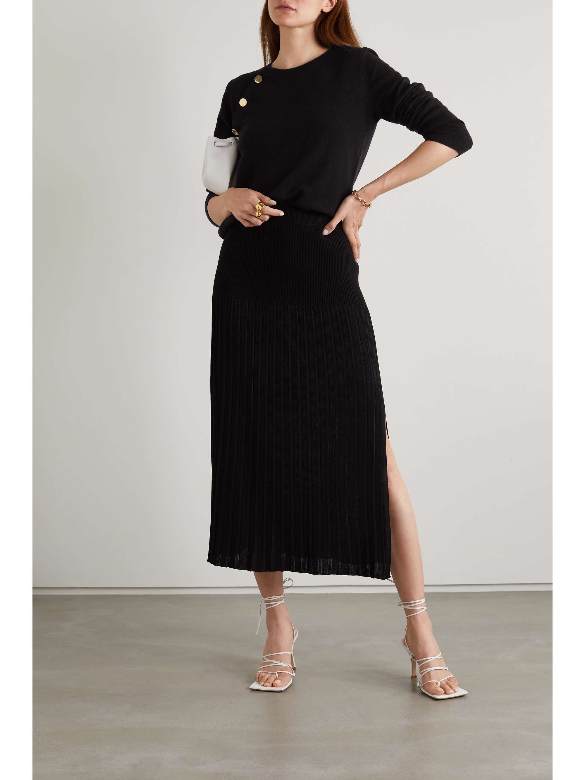 Minamoto button-detailed cashmere sweater view