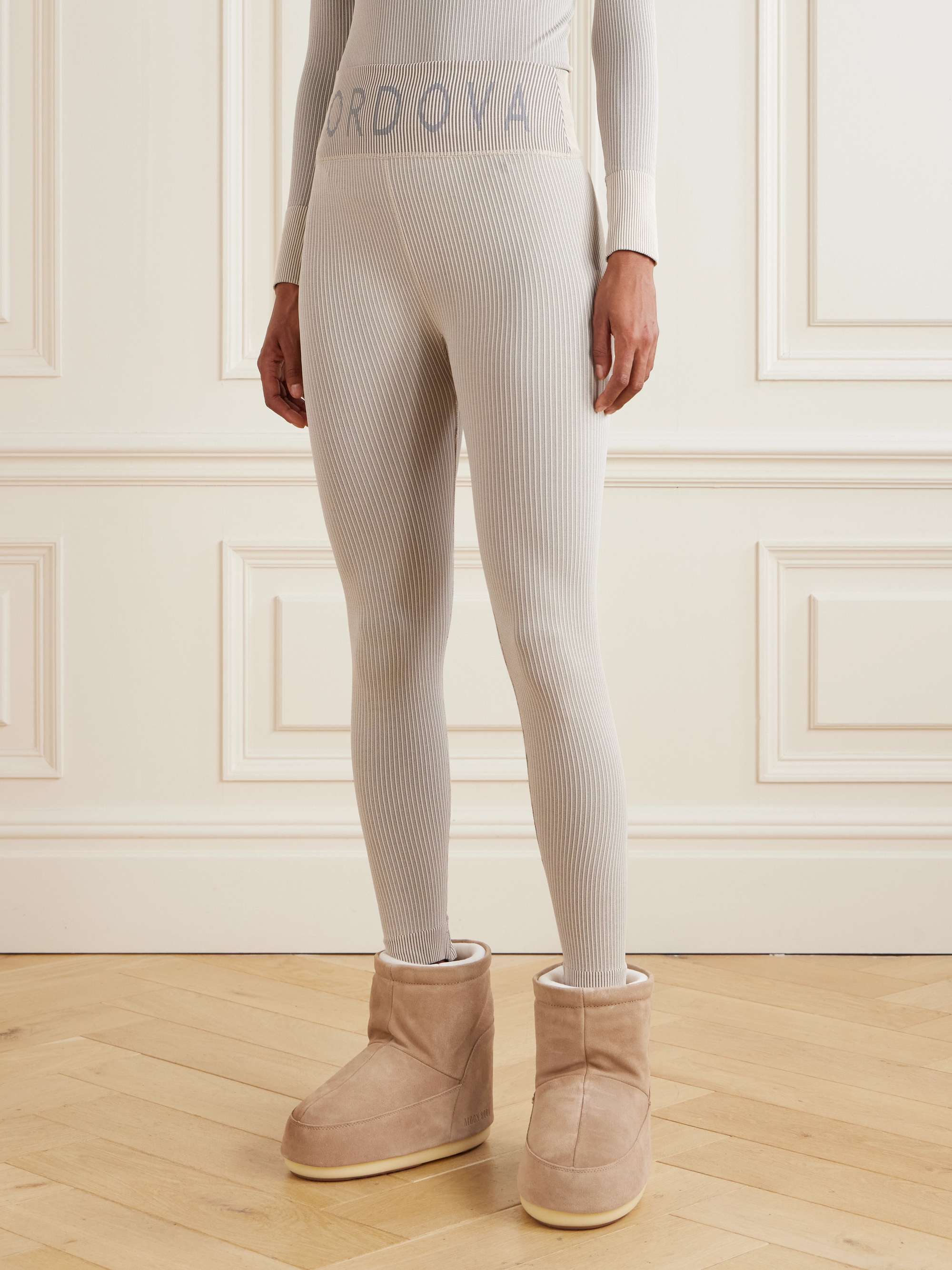 Ribbed thermal leggings view
