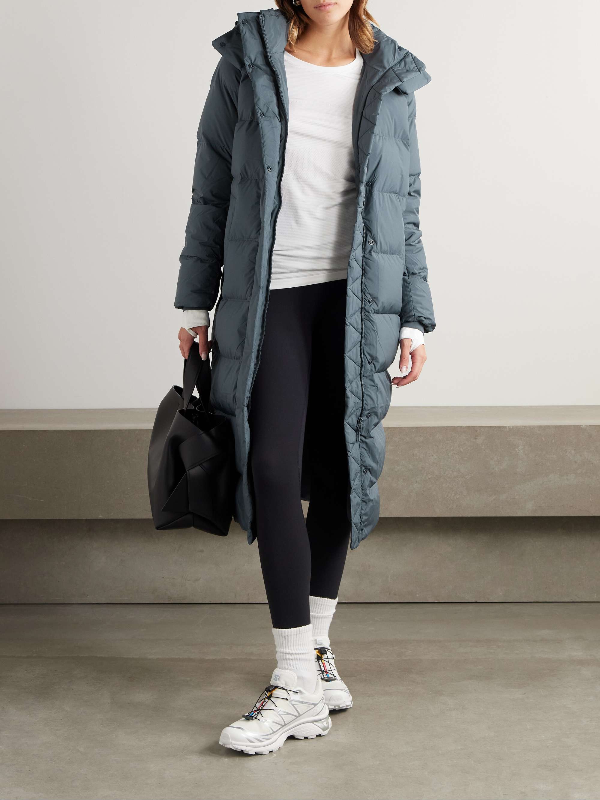 Wunder Puff Long hooded quilted recycled-SoftMatte™ down jacket view
