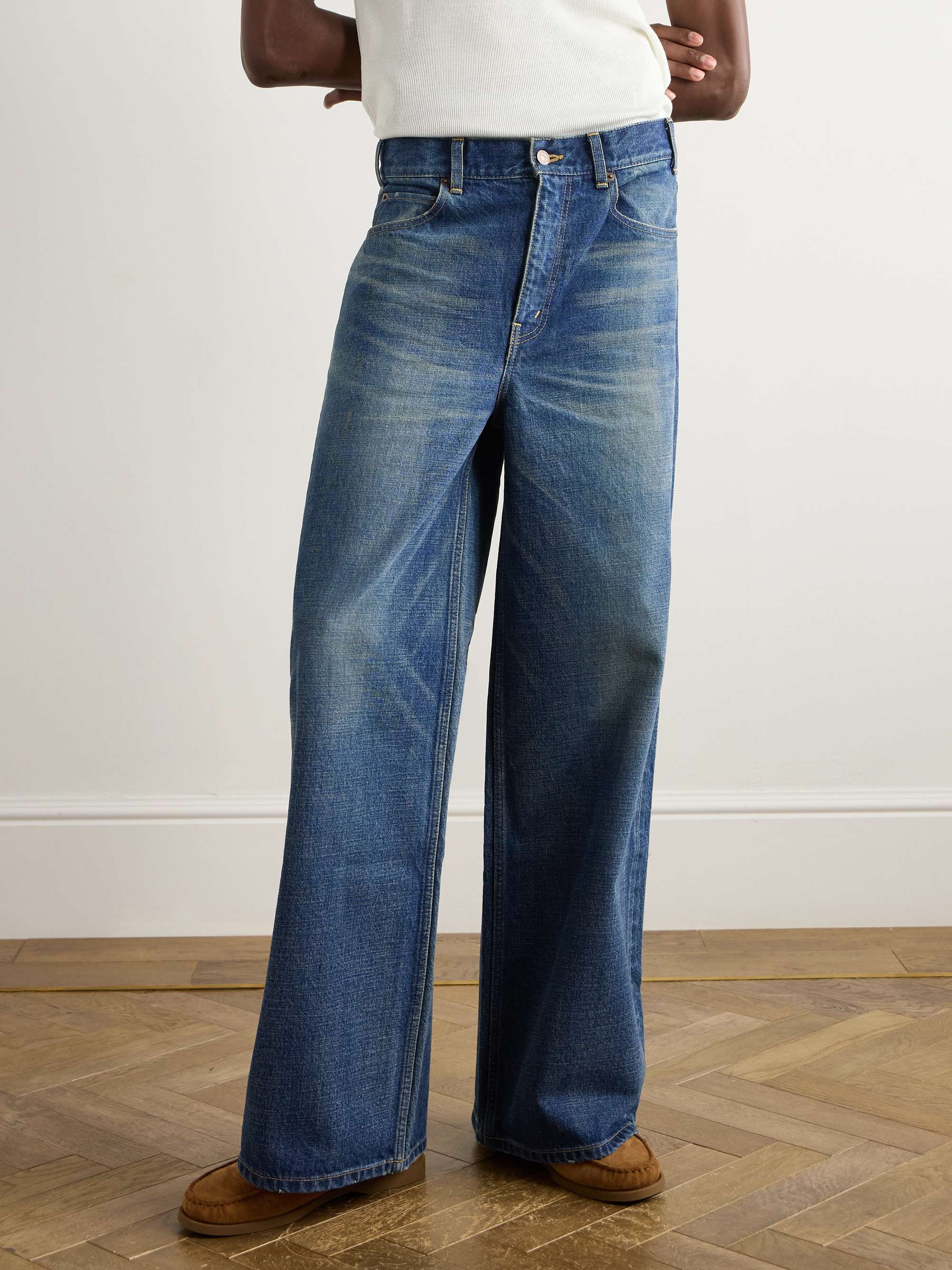 Surf Wide-Leg Jeans view