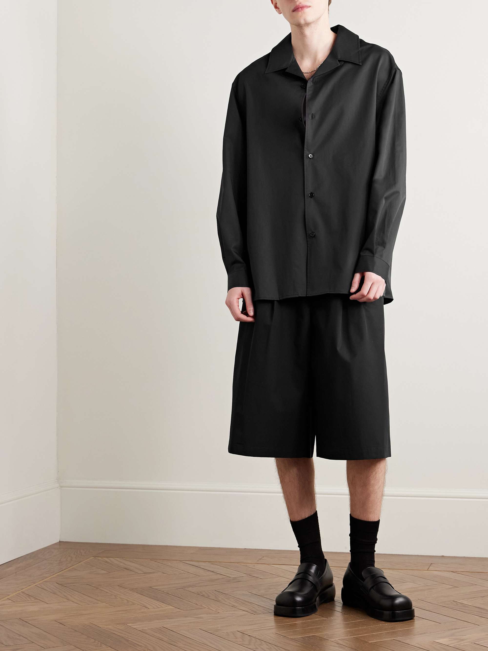 Wide-Leg Pleated Cotton-Poplin Shorts view
