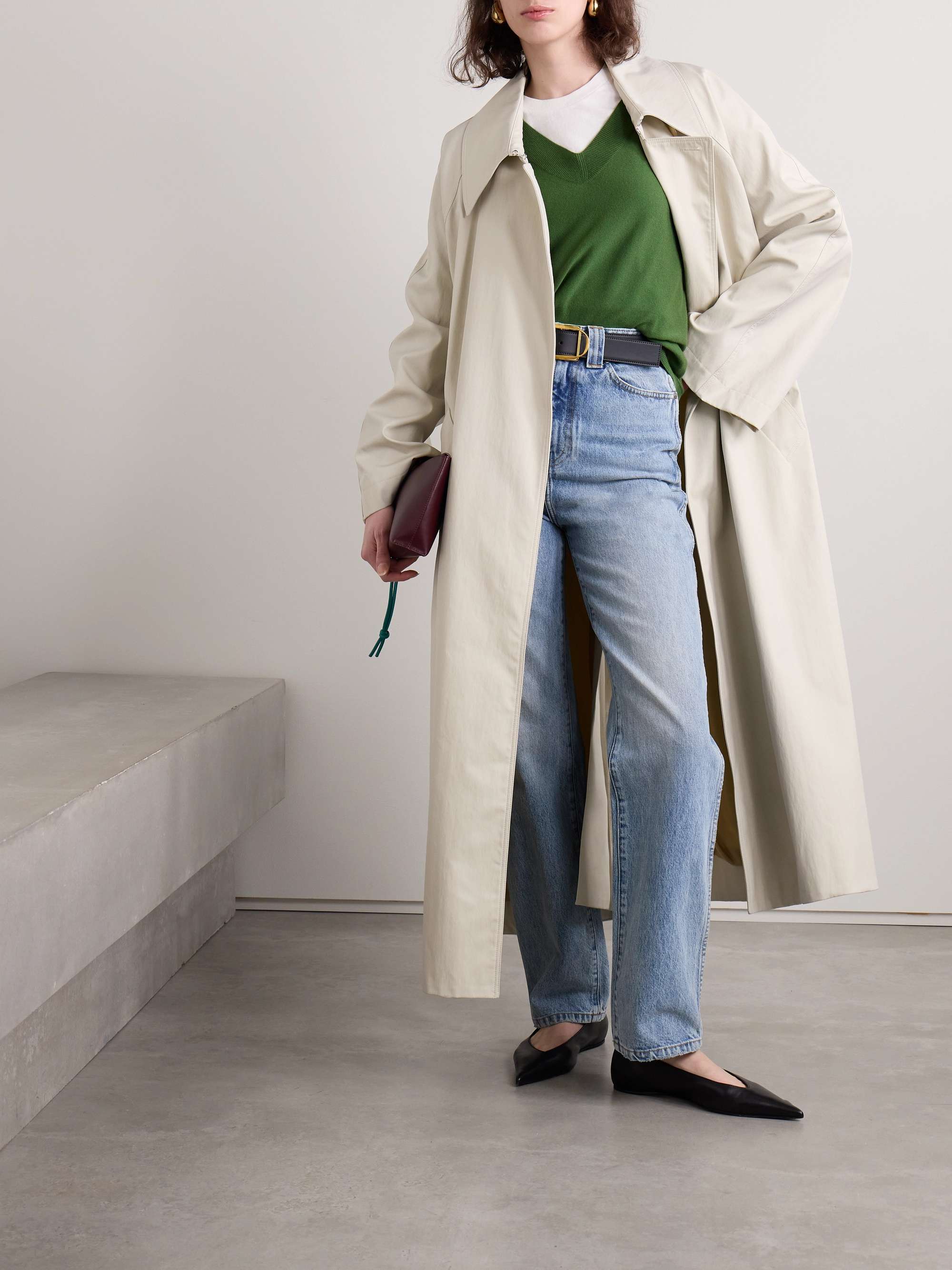 Linda cashmere sweater view