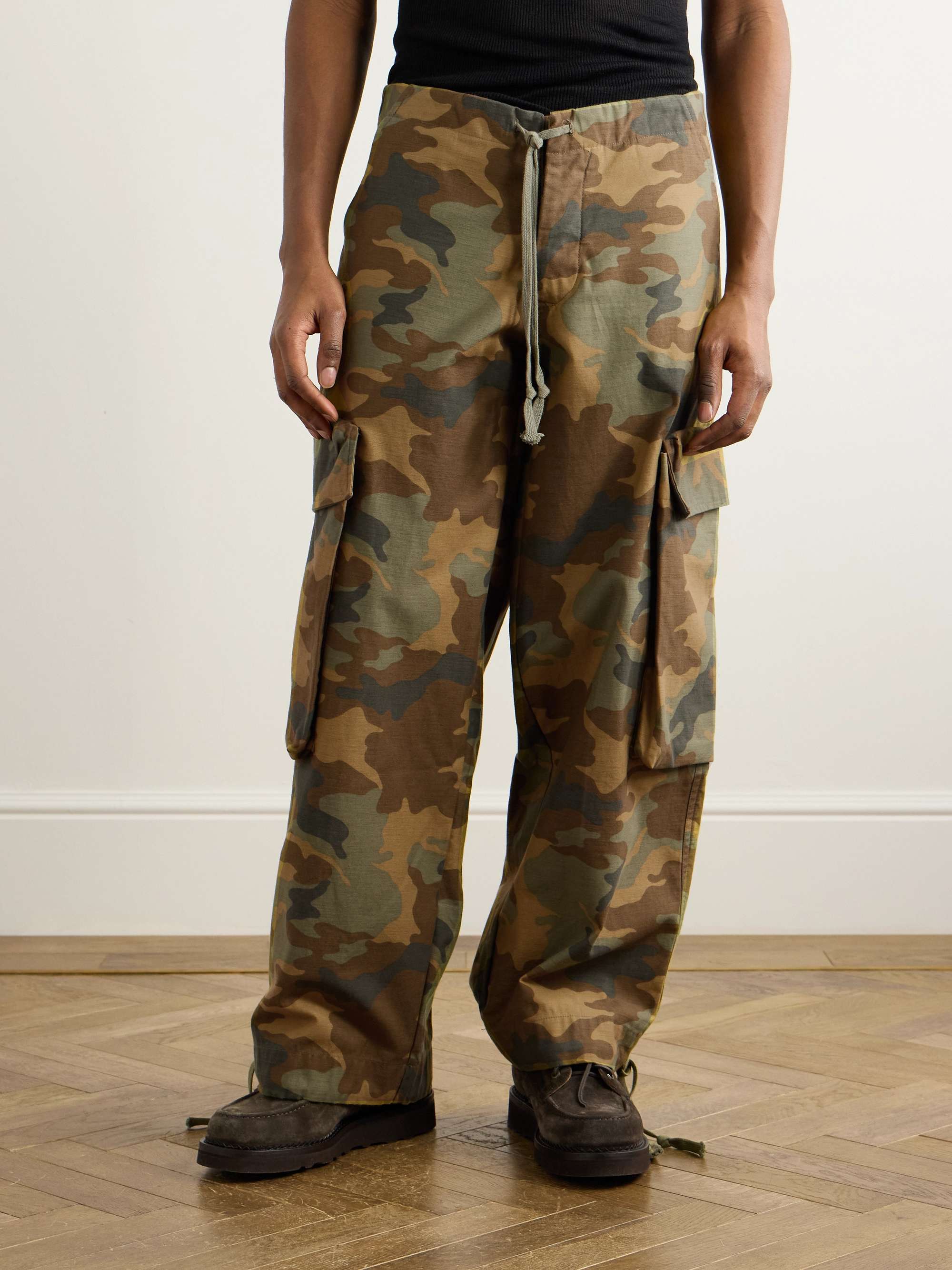 Wide-Leg Camouflage Cotton Cargo Trousers view