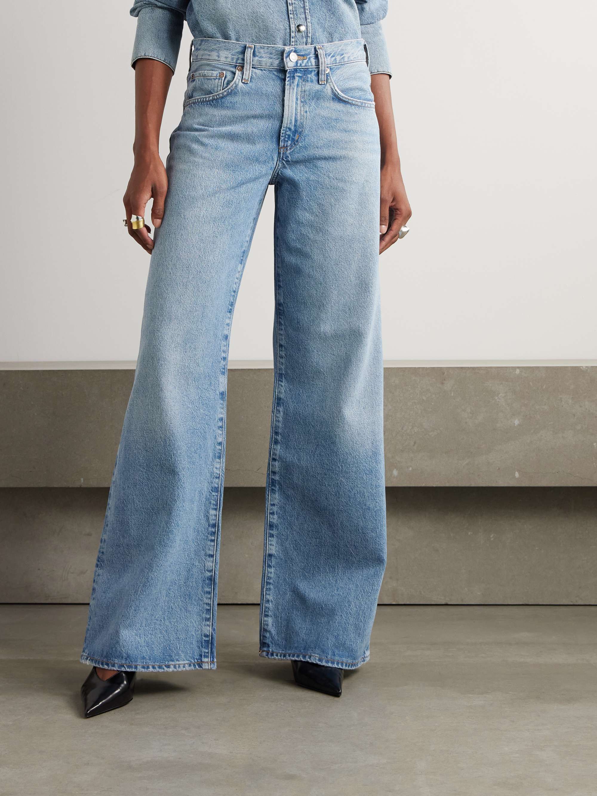 Clara Baggy wide-leg organic jeans view