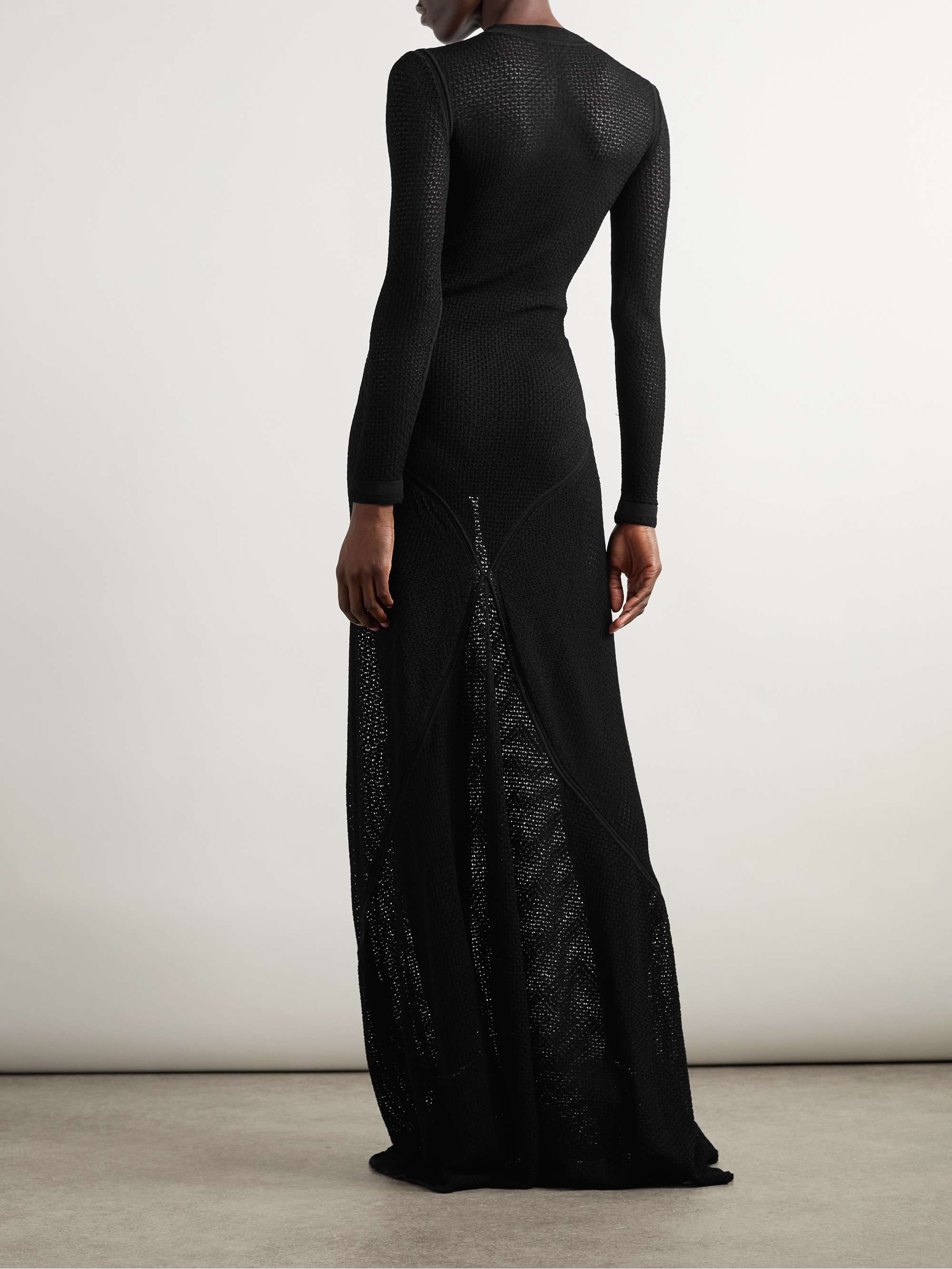 Open-knit gown view