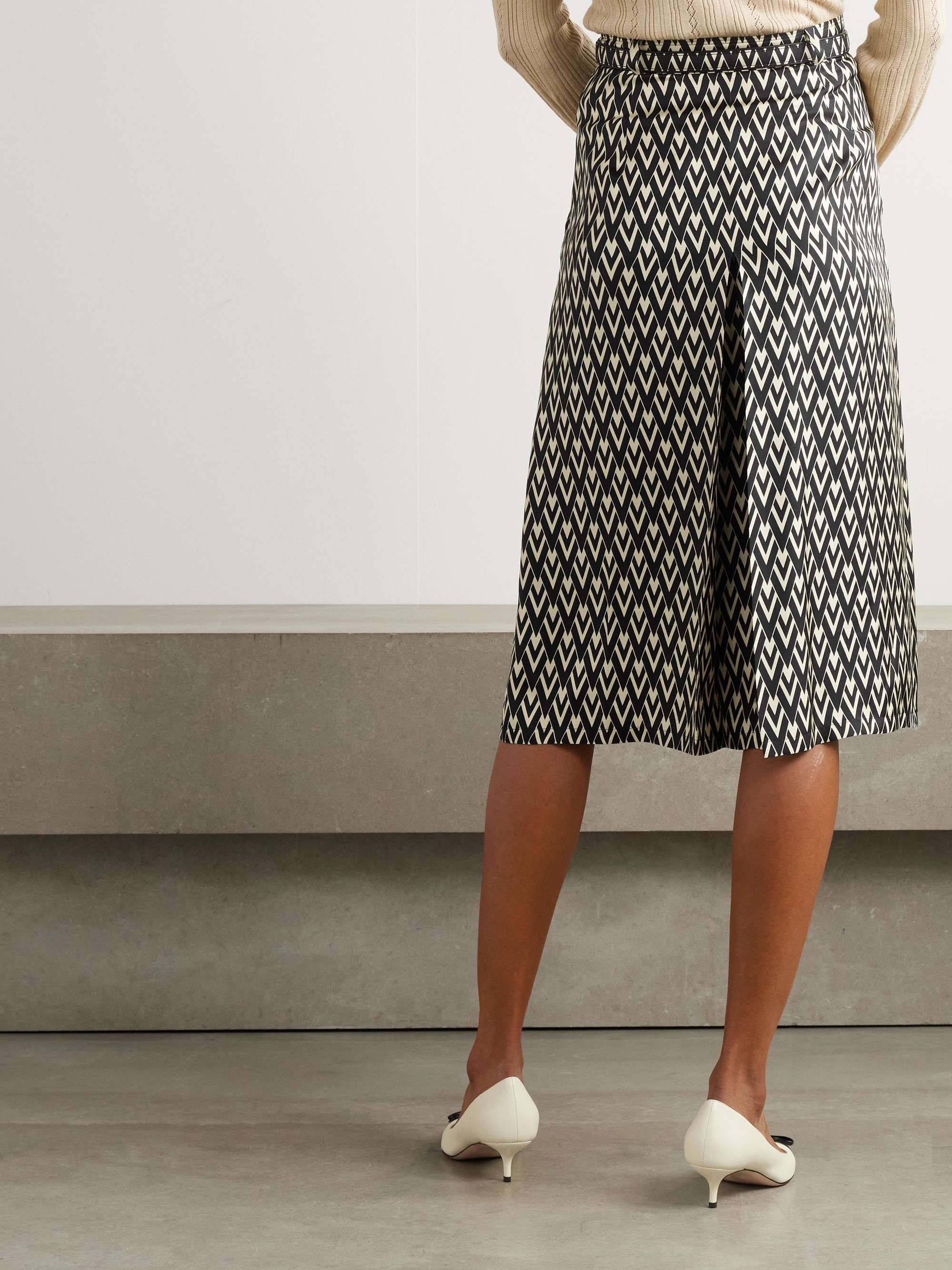 Belted pleated printed silk-twill midi skirt view