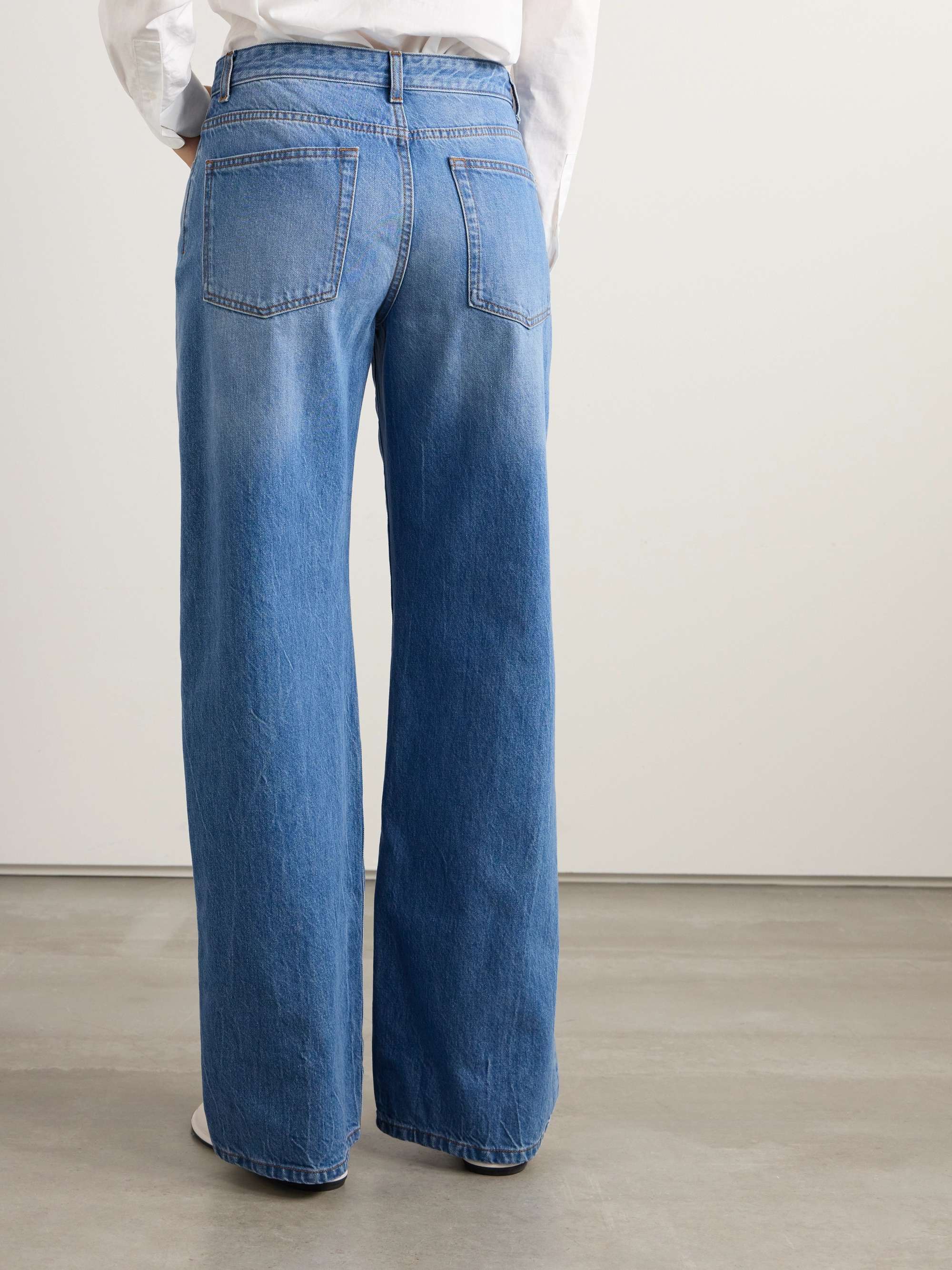 Essentials Eglitta boyfriend jeans view