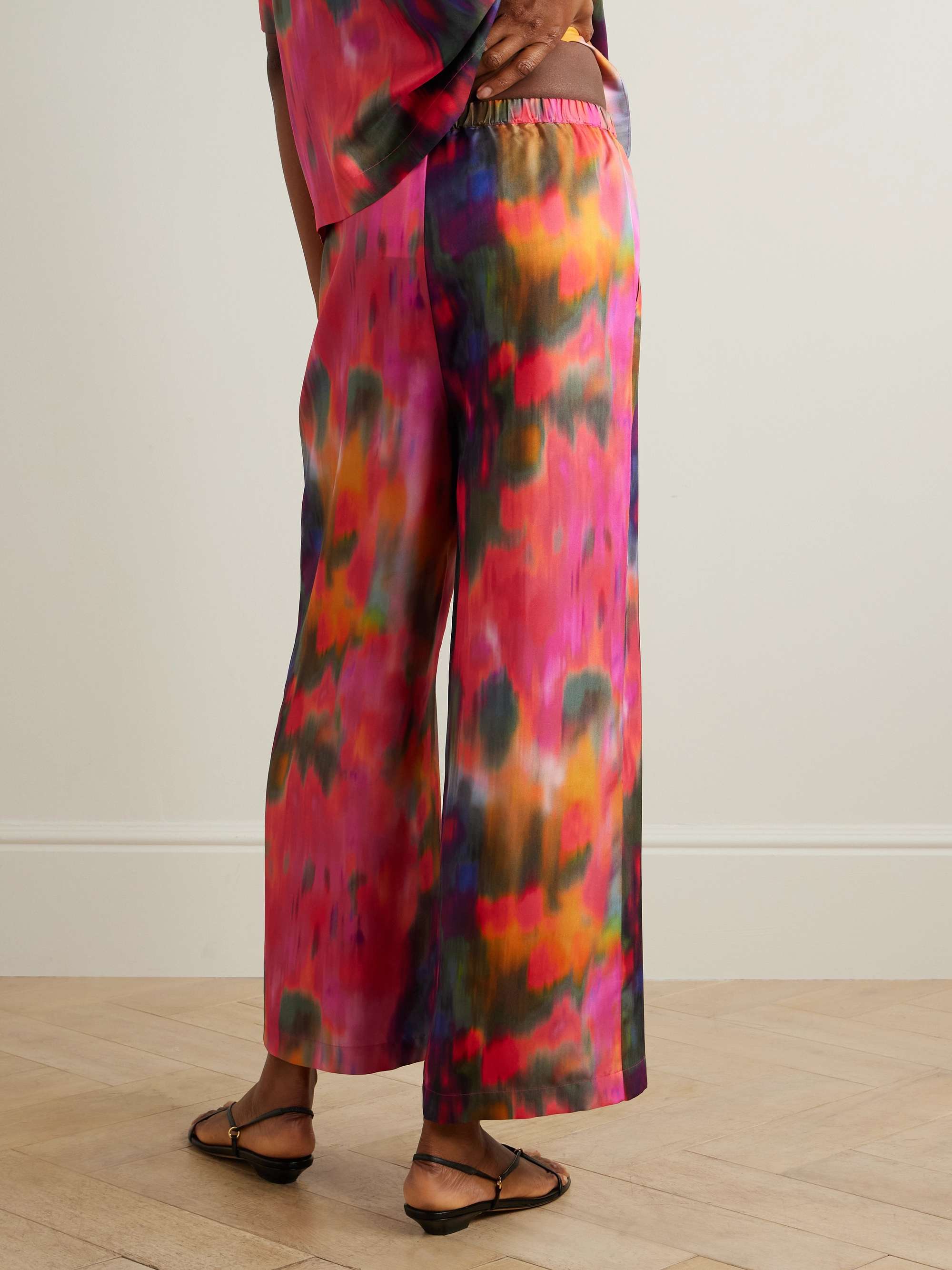 Magnetique printed silk-twill wide-leg pants view