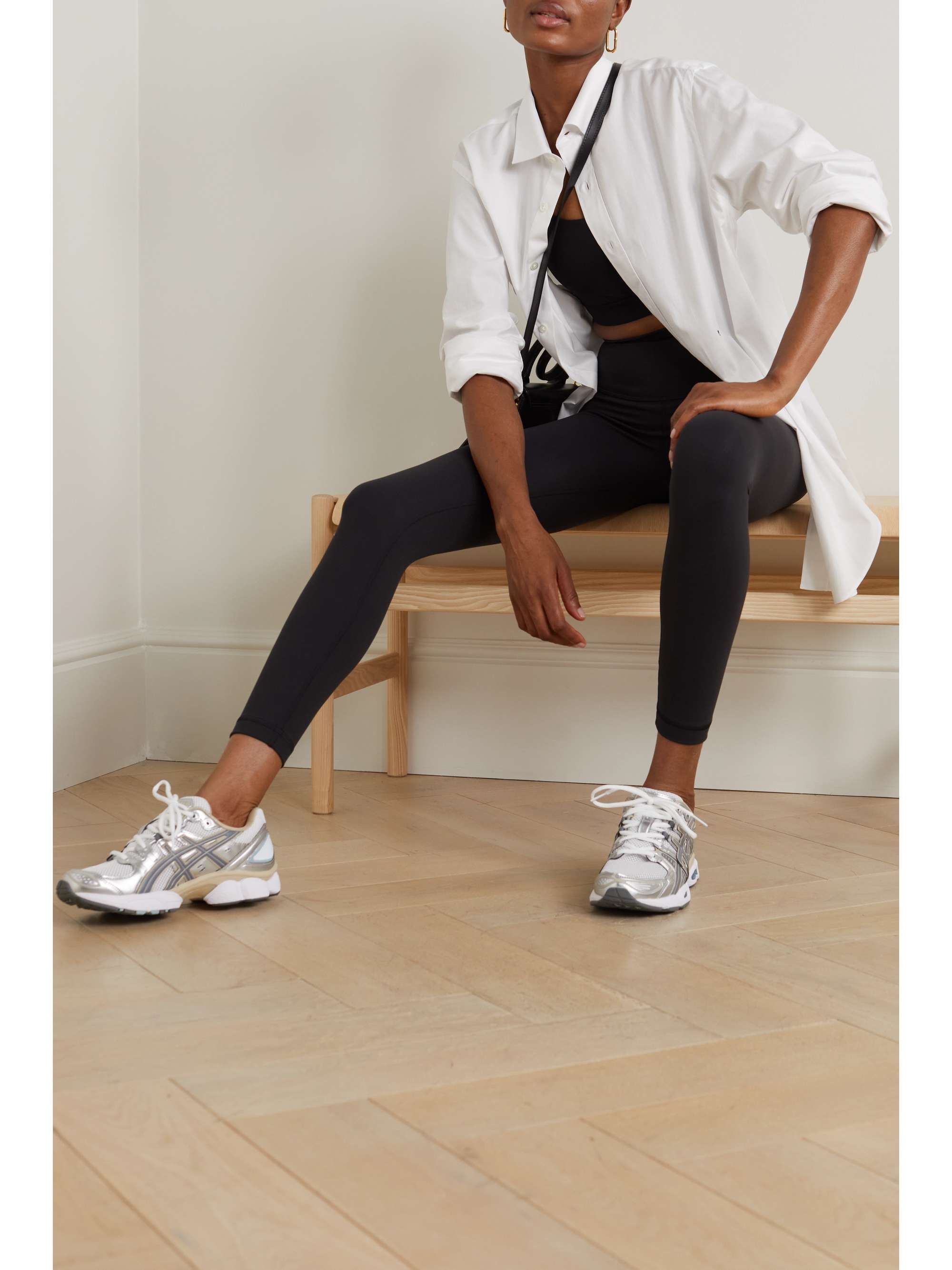 Wunder Train high-rise leggings view