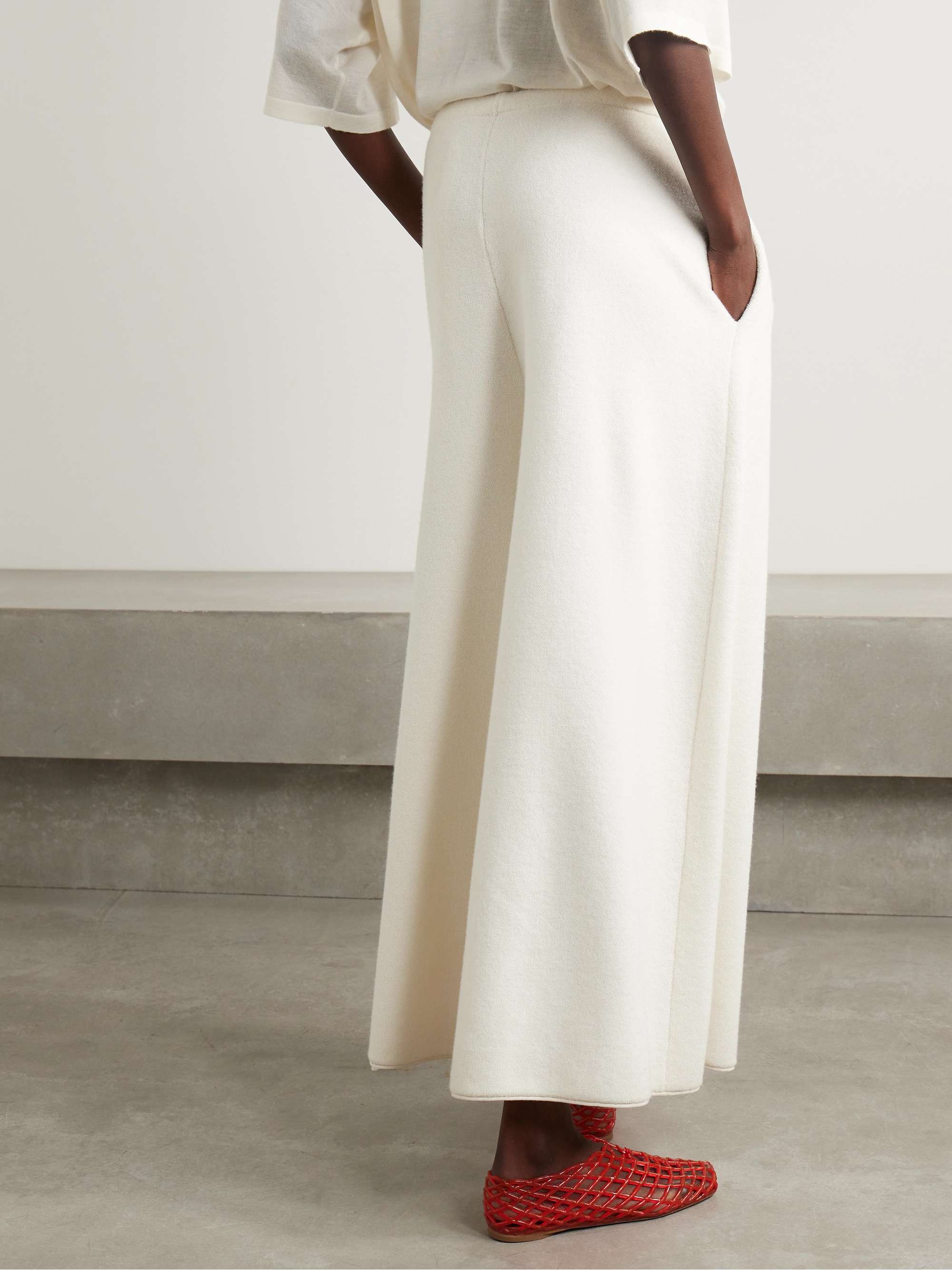 Geordie cashmere wide-leg pants view