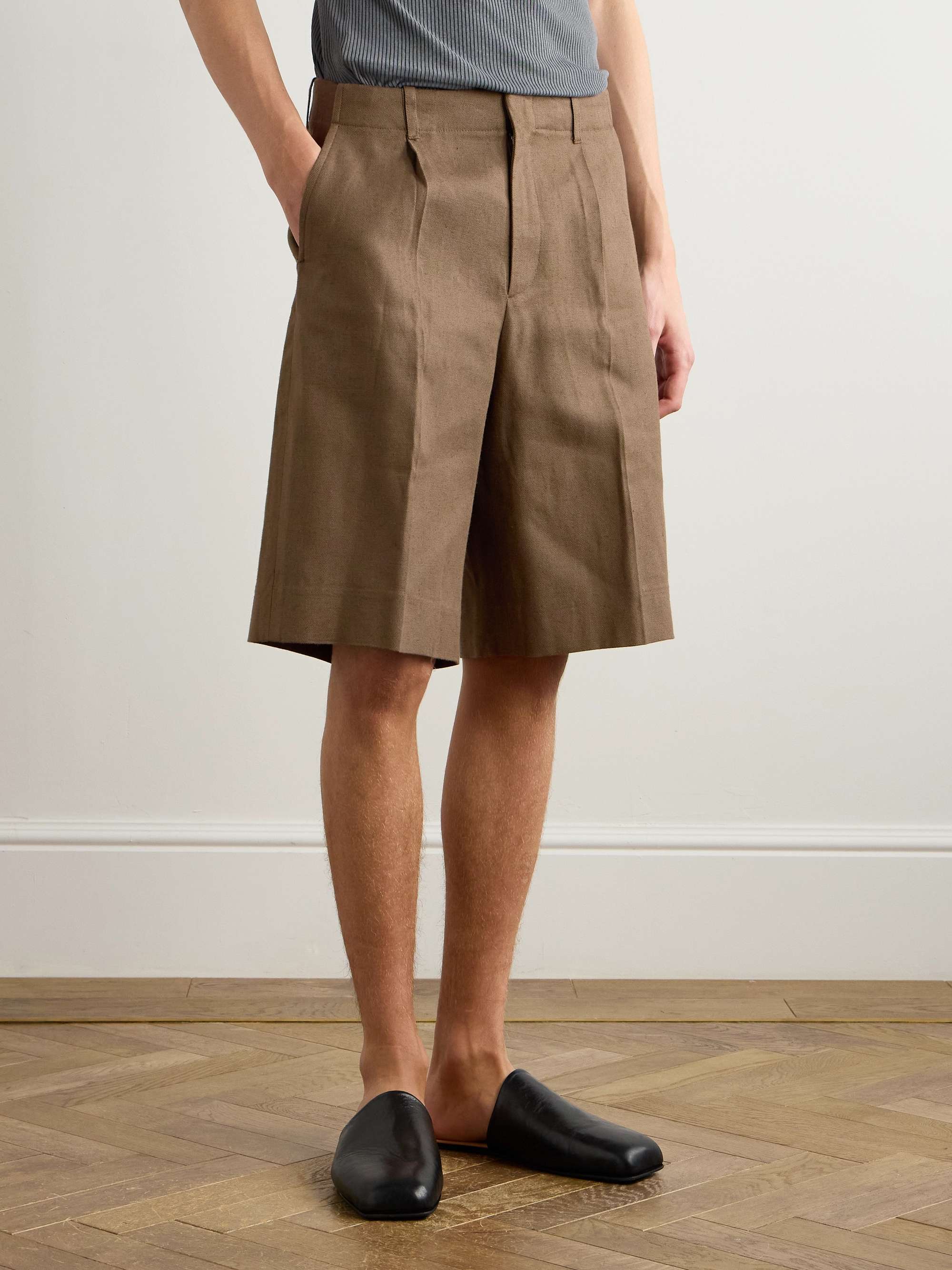 Borrowed Straight-Leg Pleated Cotton Shorts view