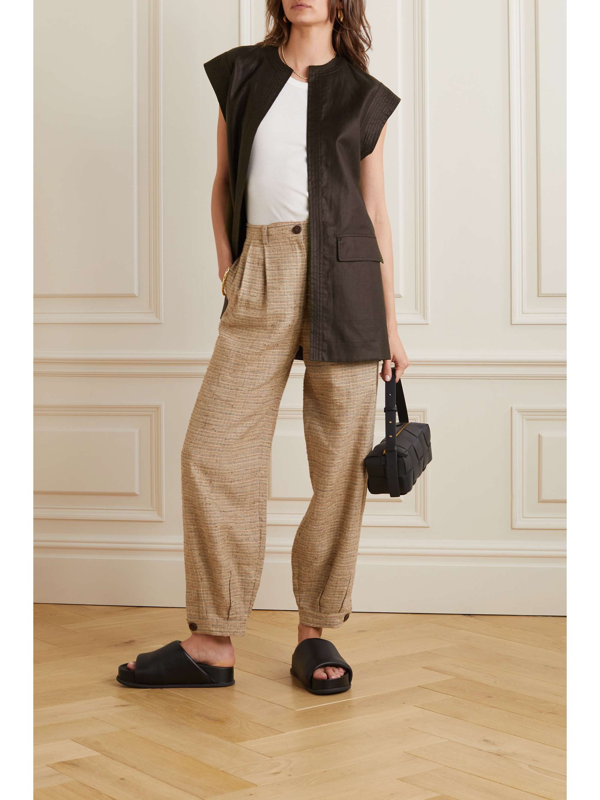Coated linen-canvas gilet view