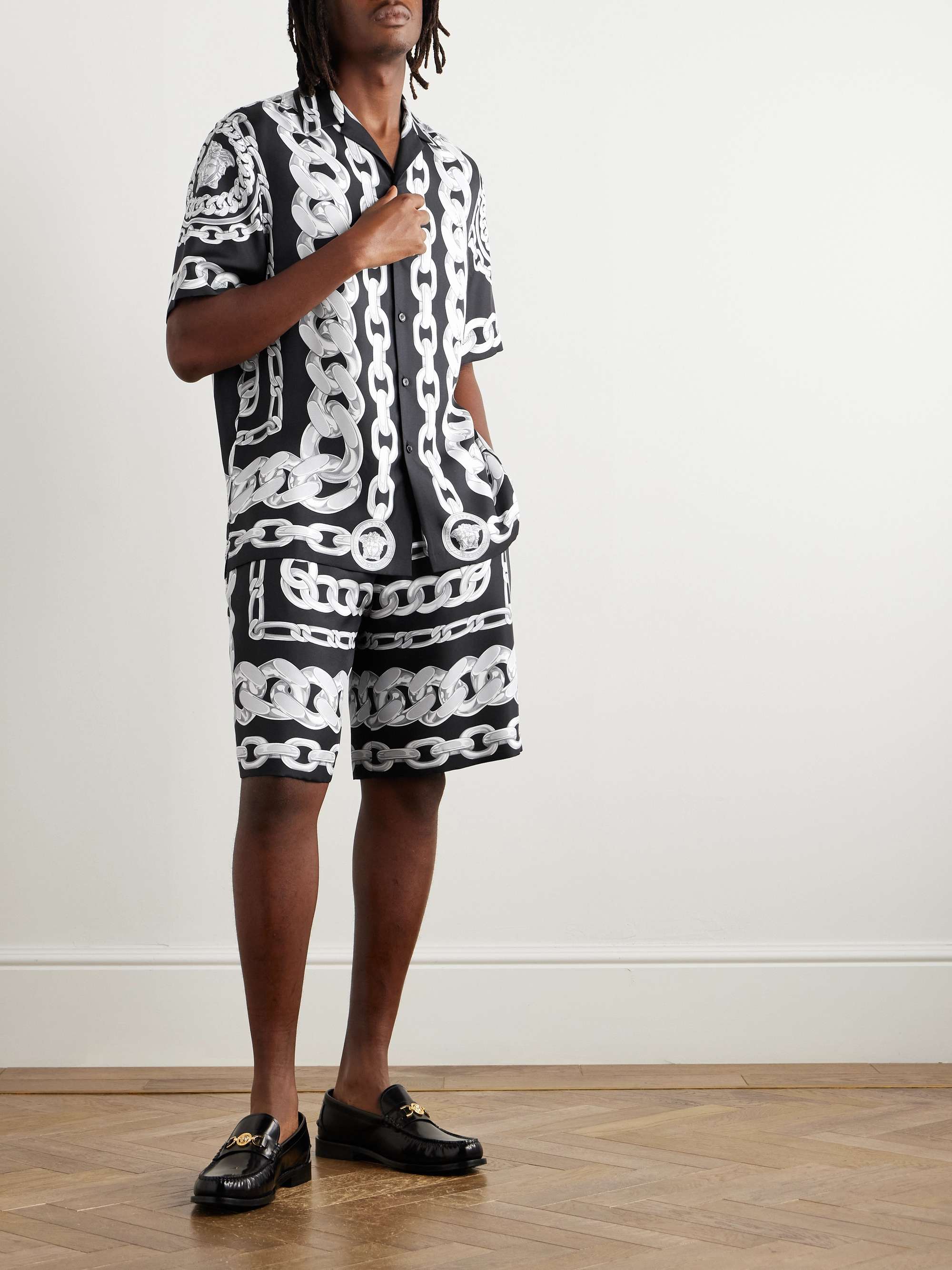 Medusa Wide-Leg Printed Silk-Twill Shorts view