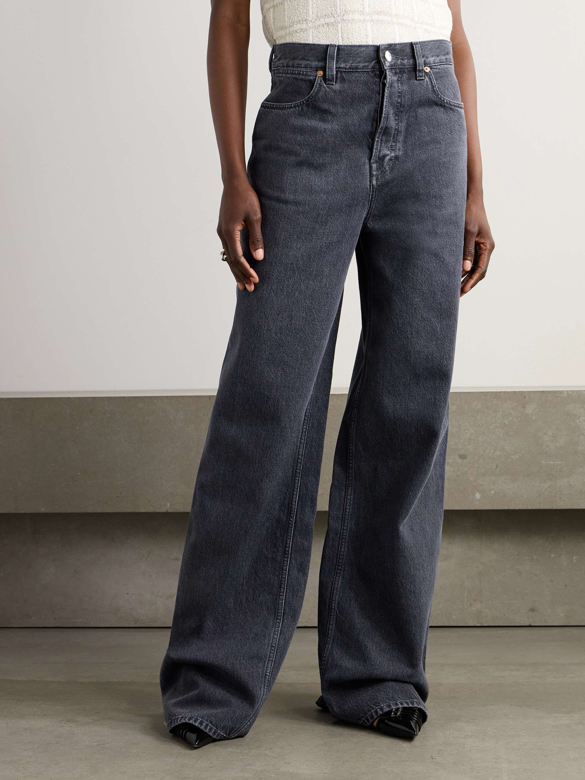 Low-rise wide-leg jeans view