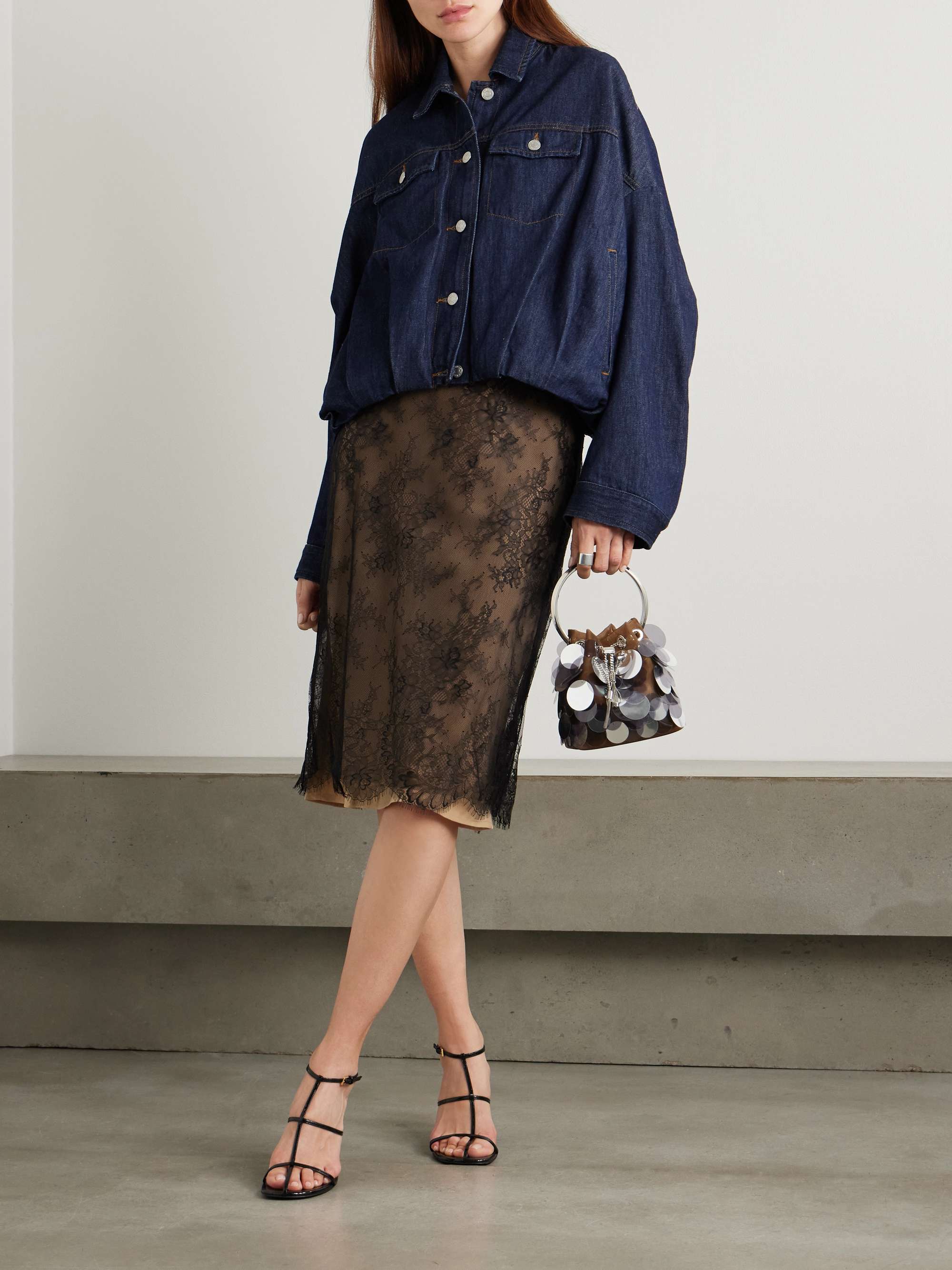 Lace skirt view