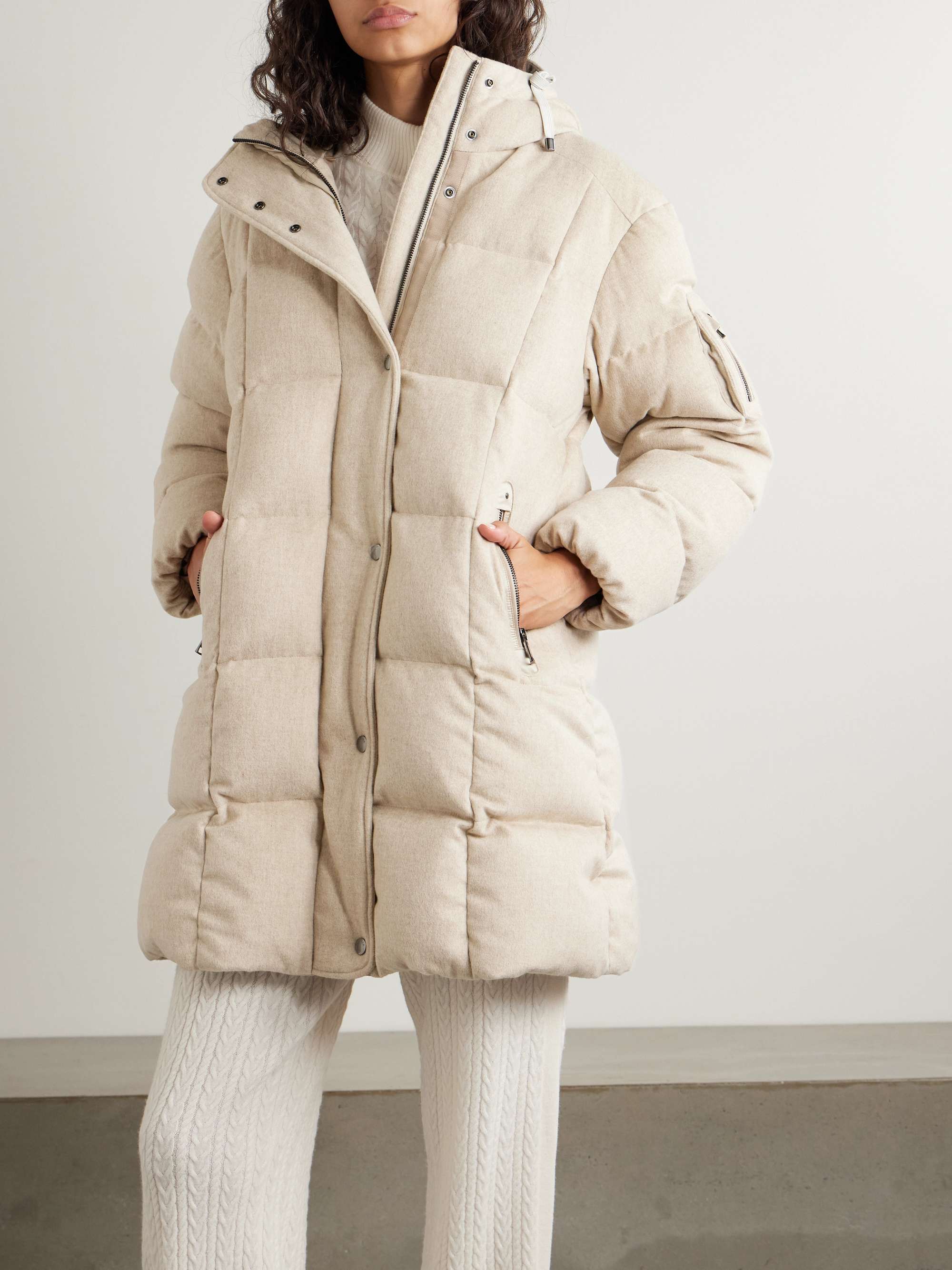 Fanja hooded quilted cashmere down coat view