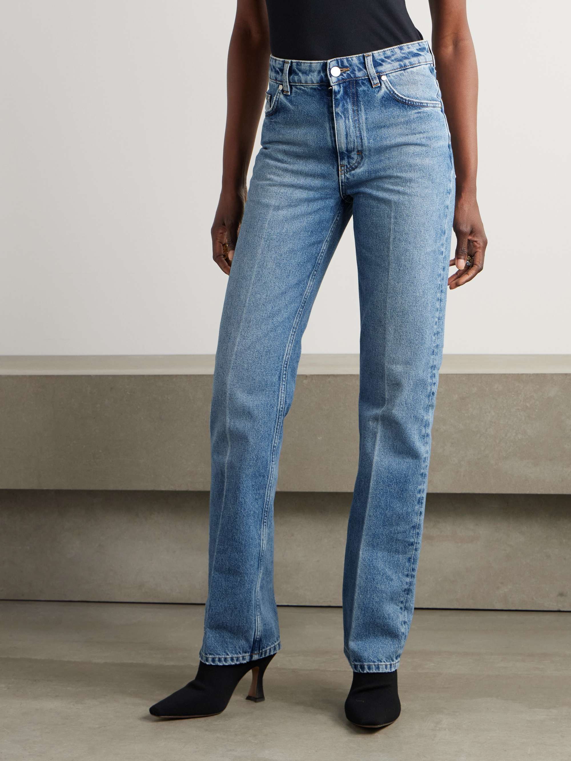 Straight-leg organic jeans view