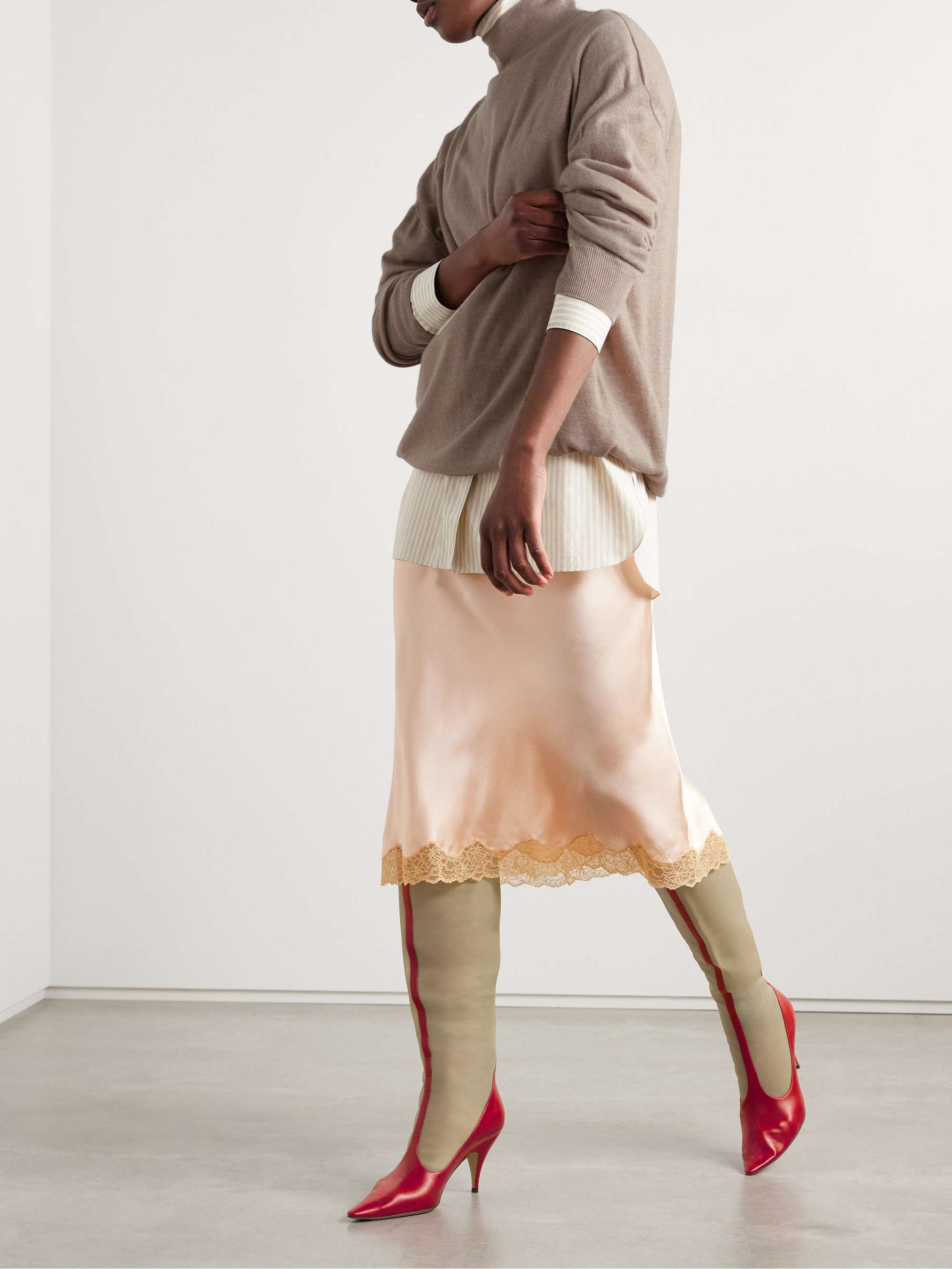 Jabari cashmere turtleneck sweater view