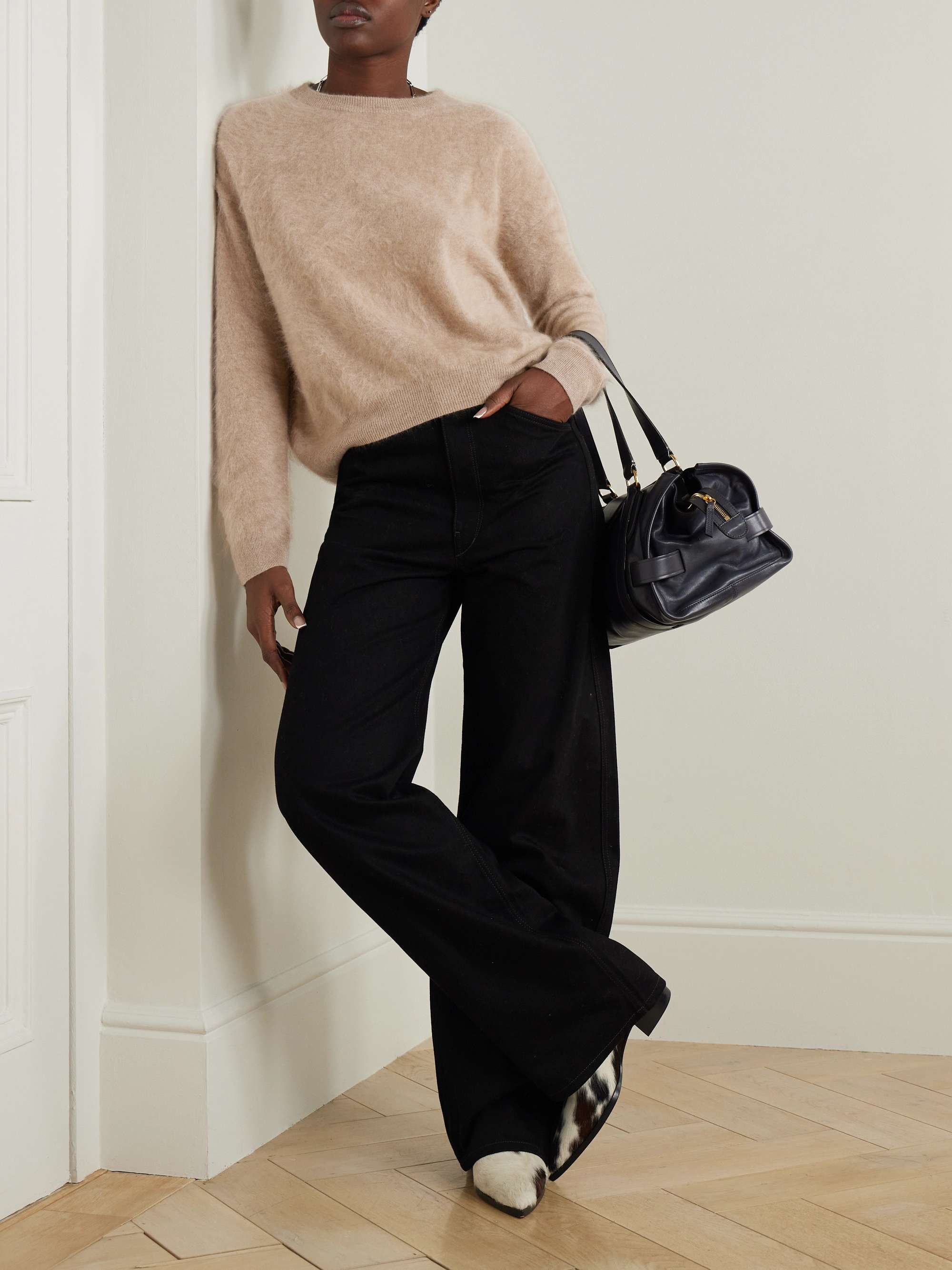 Cannes cashmere sweater view