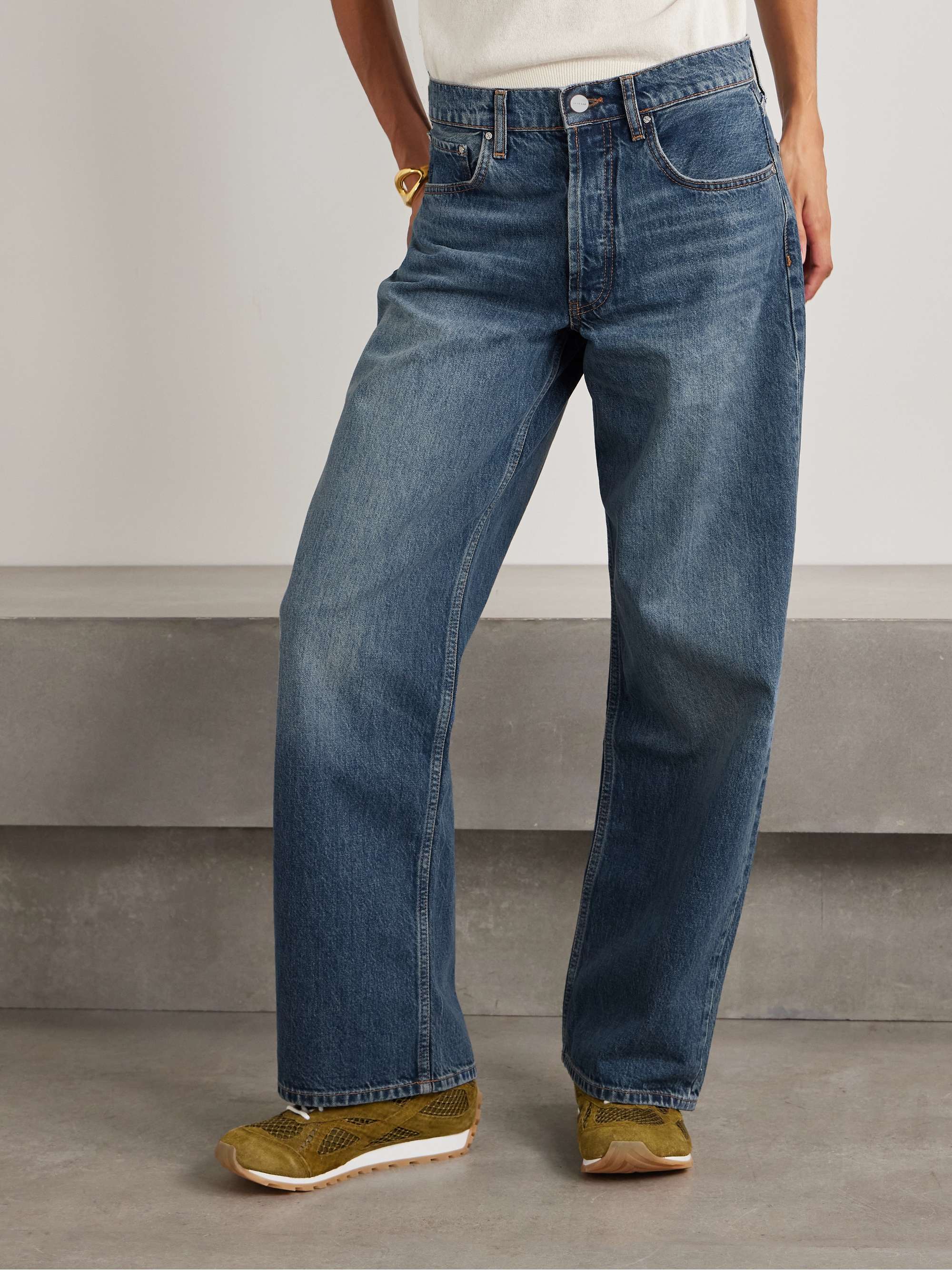 Manon organic jeans view