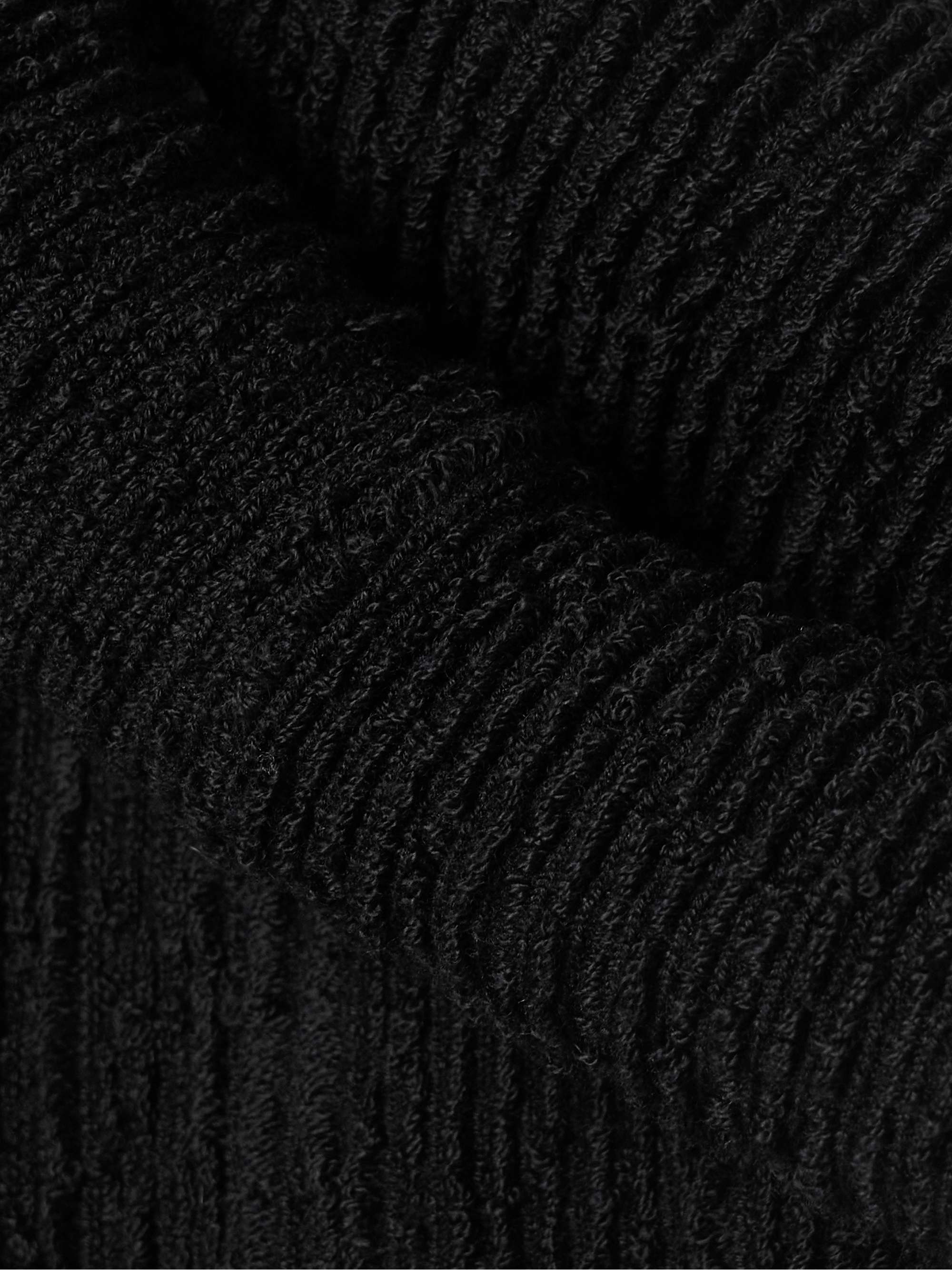 Padded bouclé-knit top view