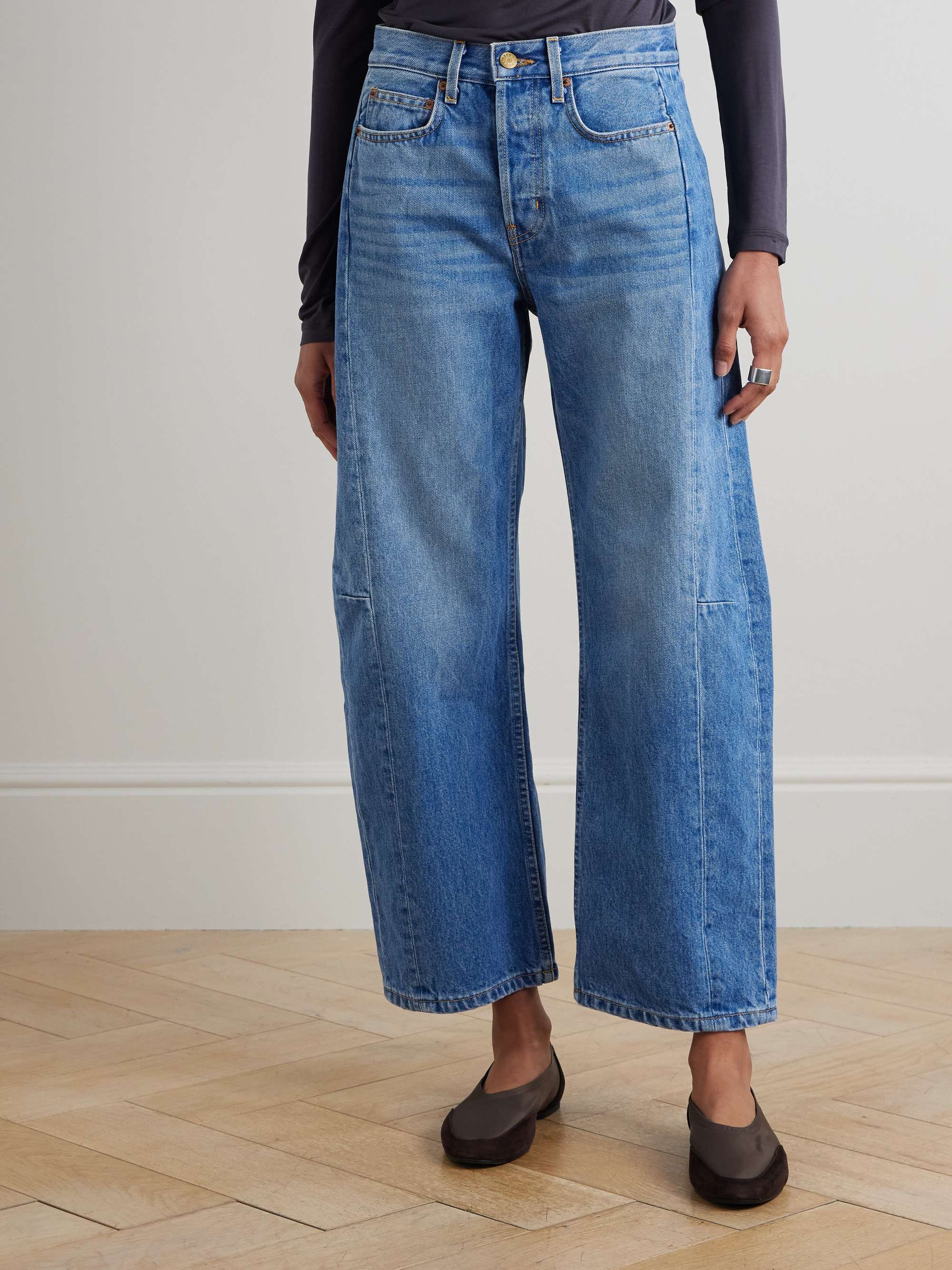 Slim Lasso mid-rise barrel-leg jeans view
