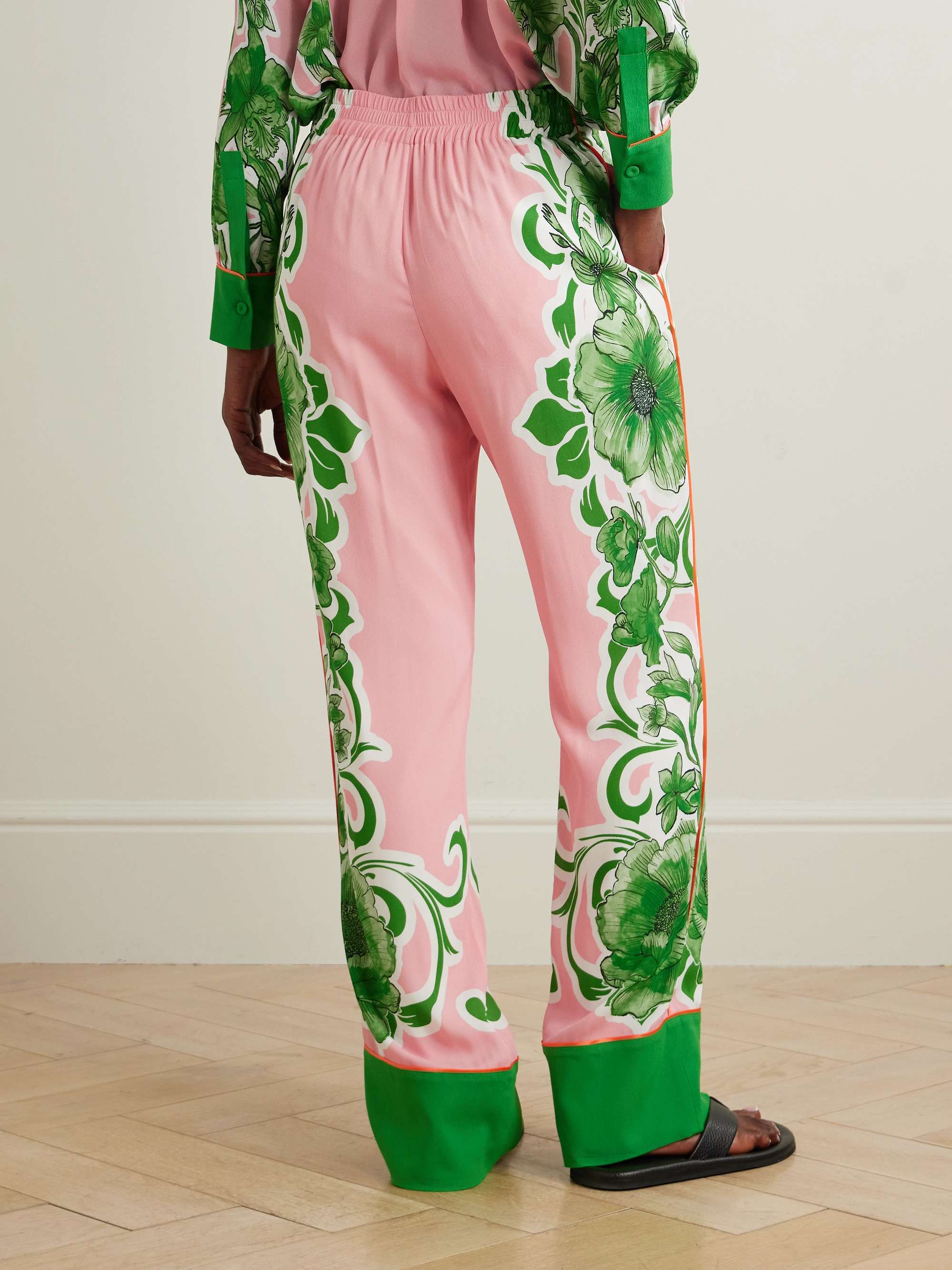 Havana floral-print crepe straight-leg pants view