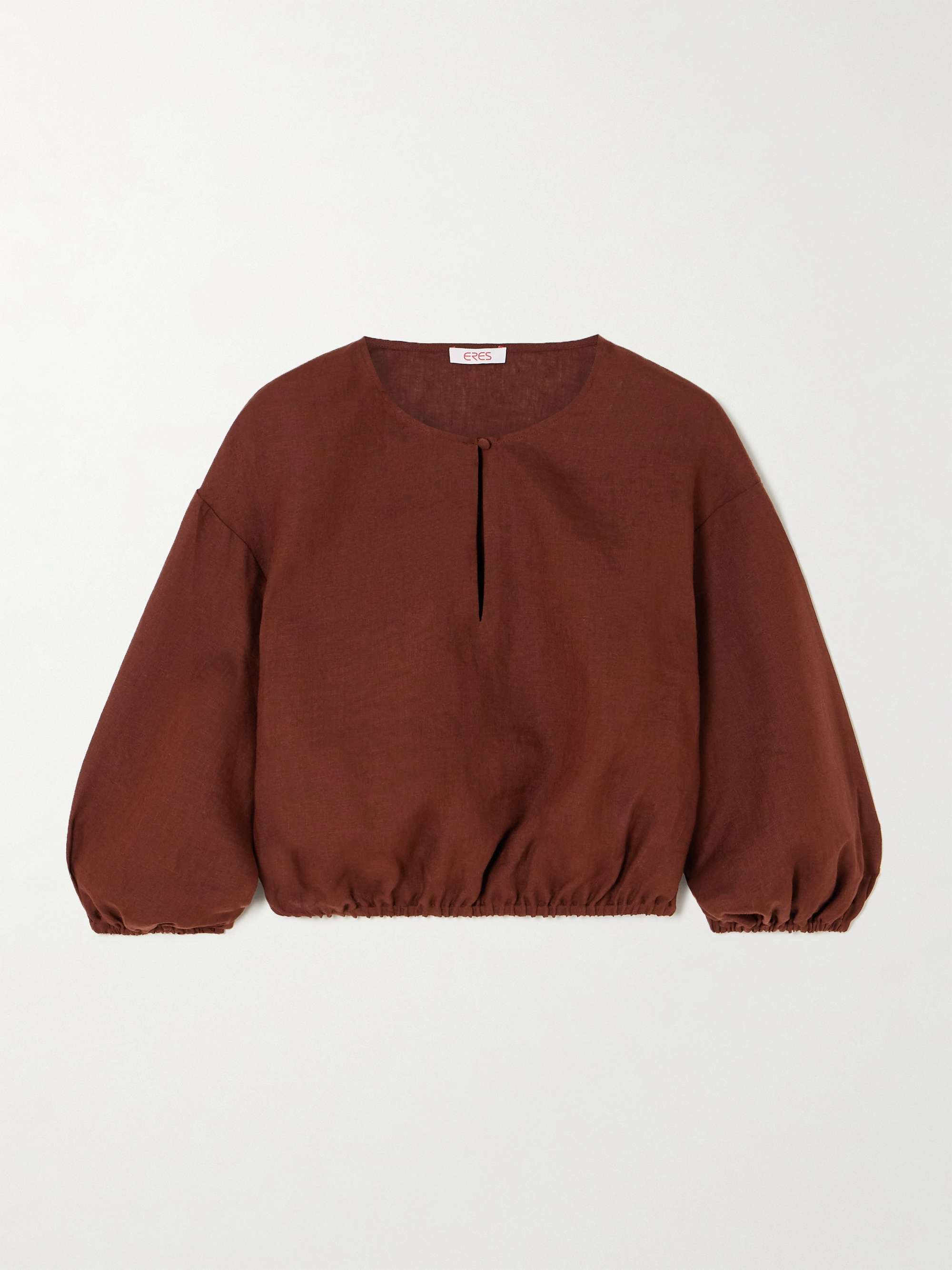 L'Intemporel Gracieux cropped gathered linen top view