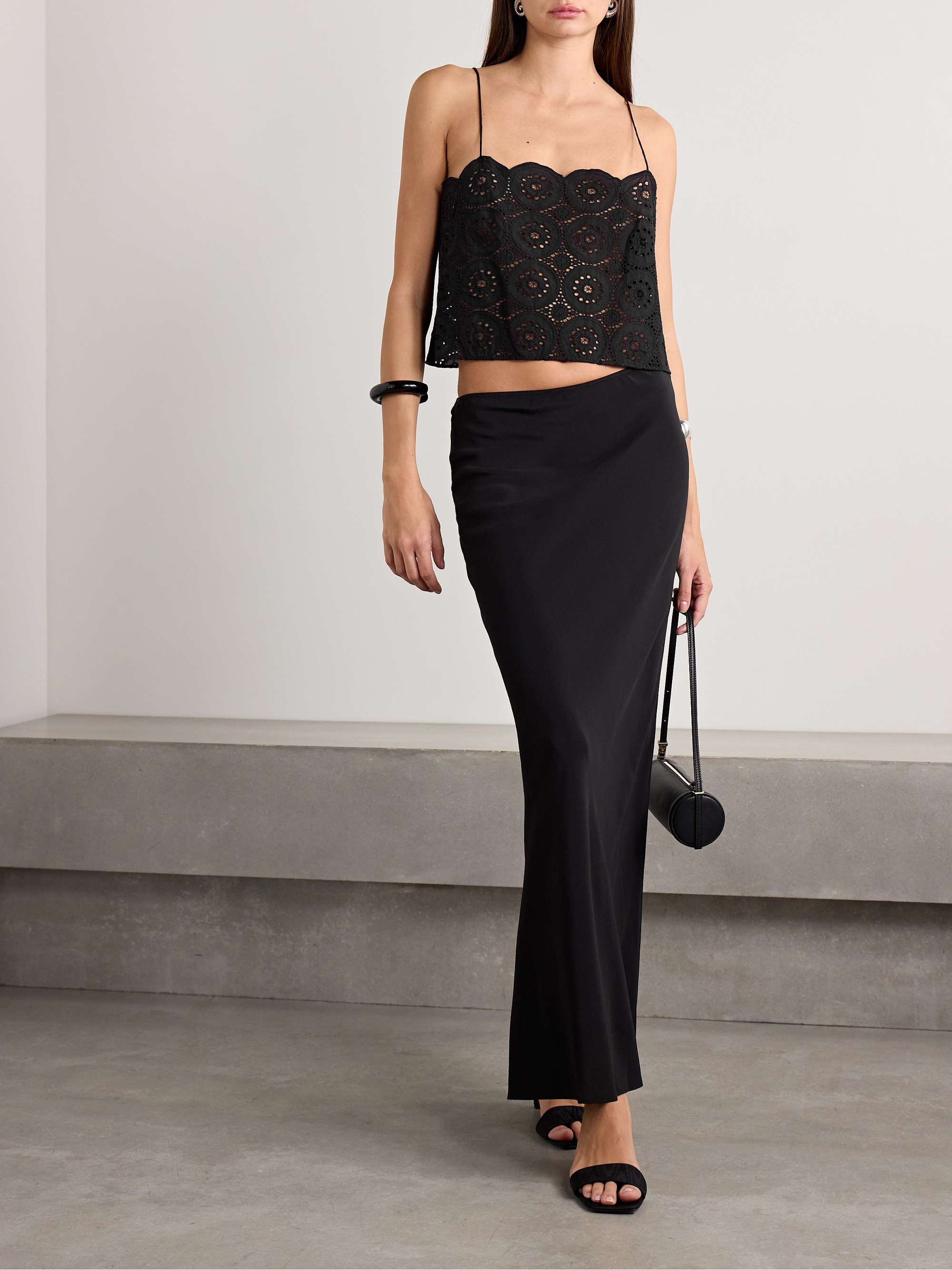 Cropped scalloped broderie anglaise cotton top view