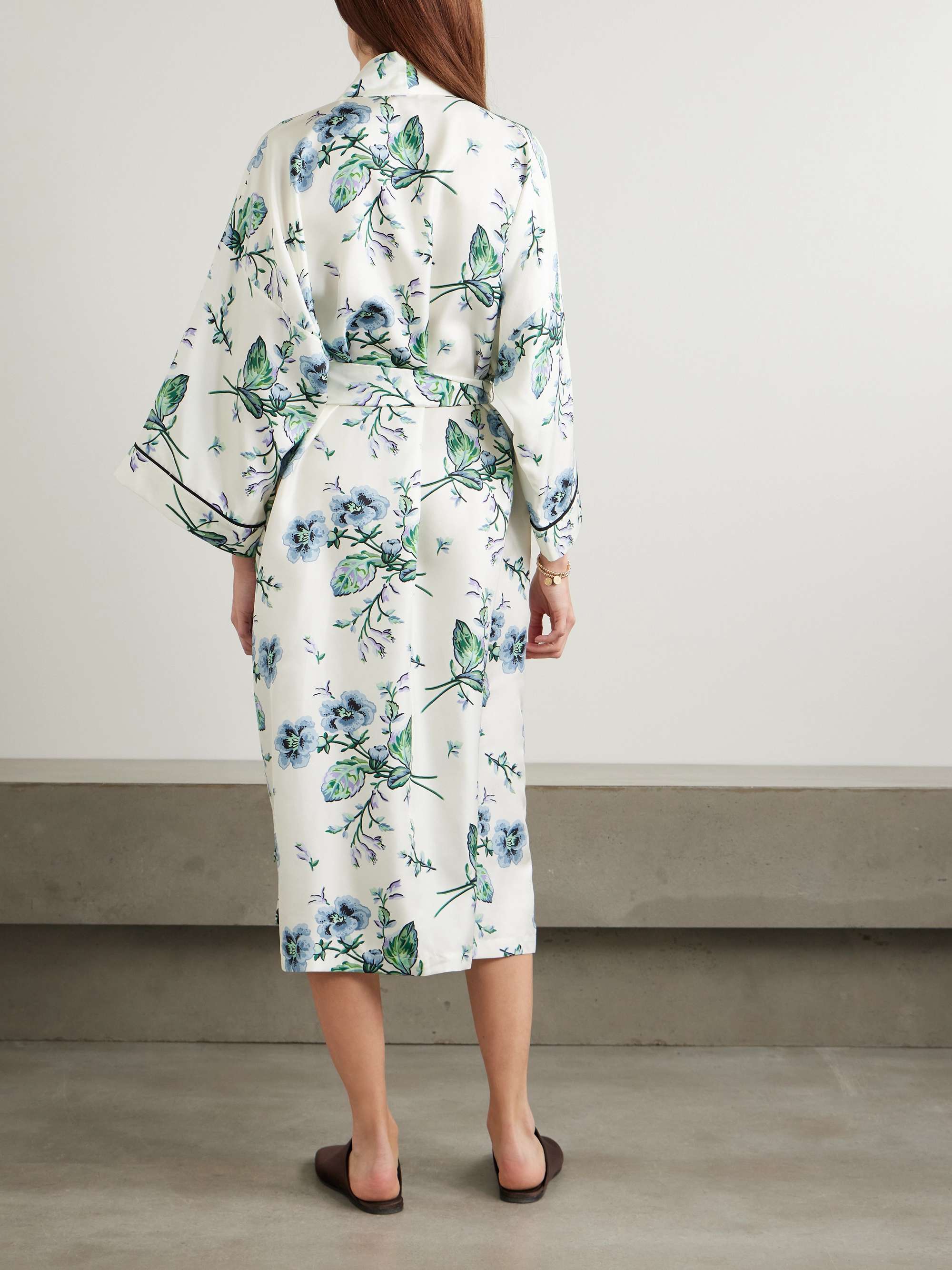 Sabine printed silk robe view
