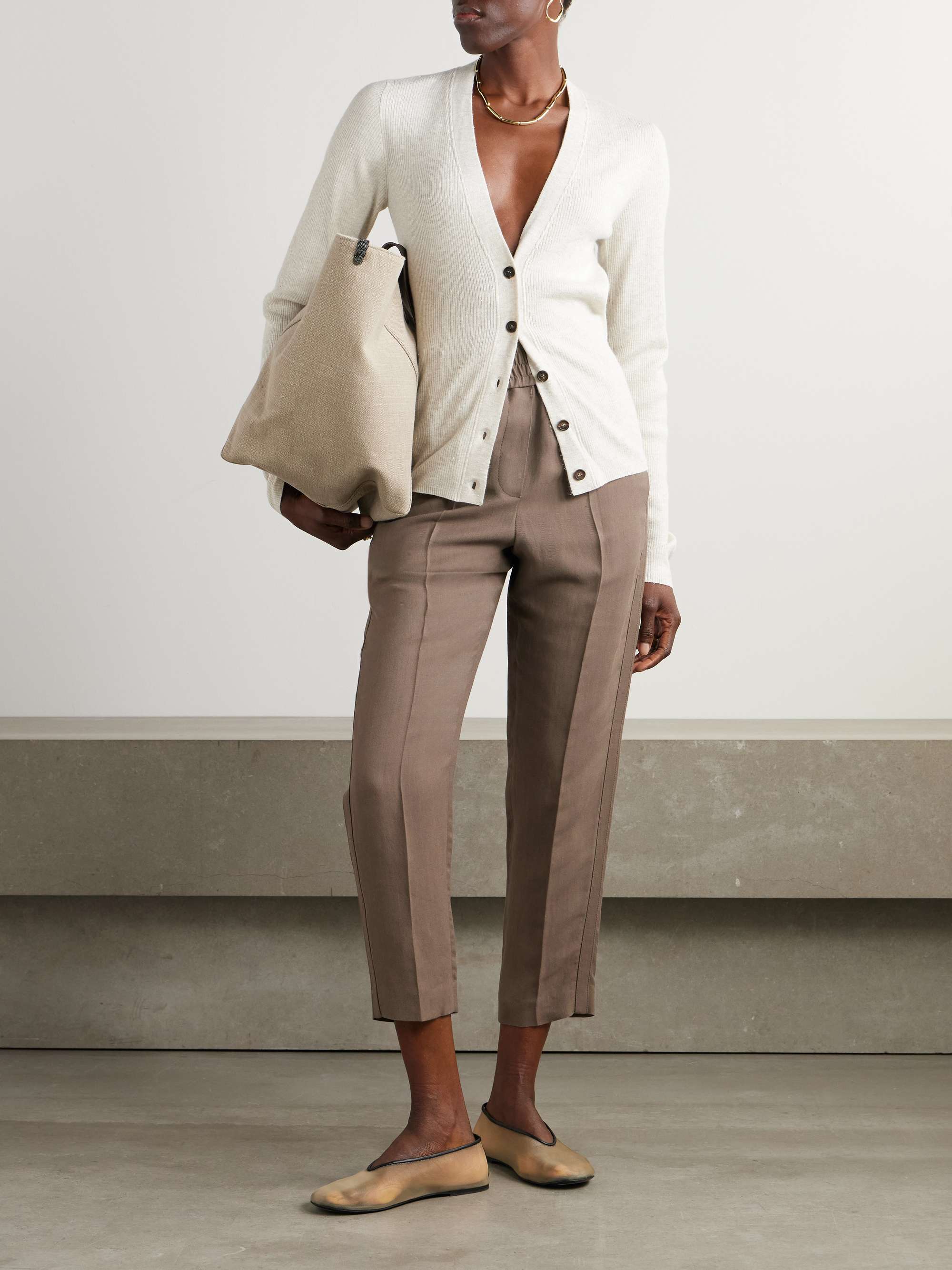 Woven tapered pants view