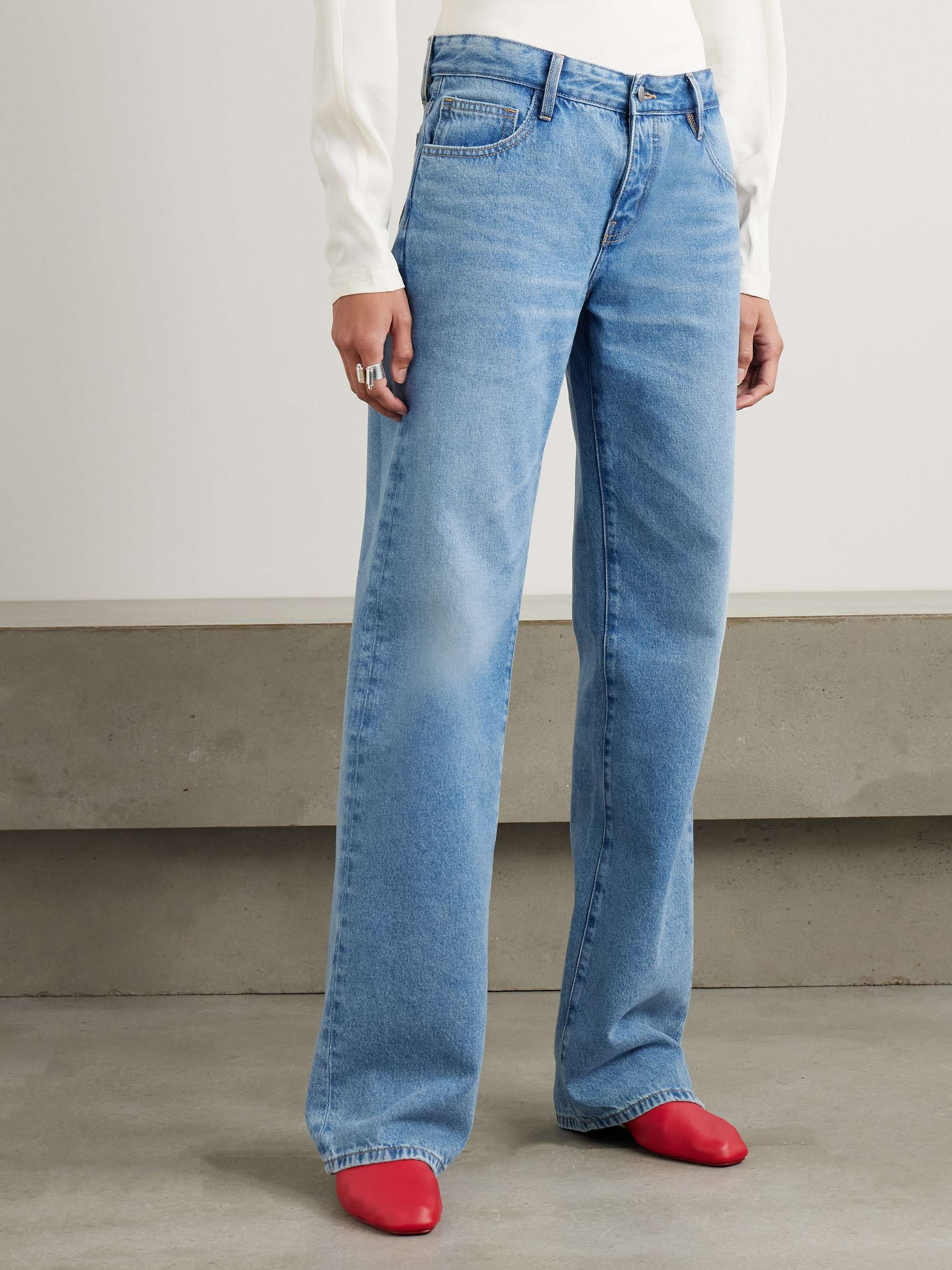 + Outland Denim 90s low-rise straight-leg organic jeans view