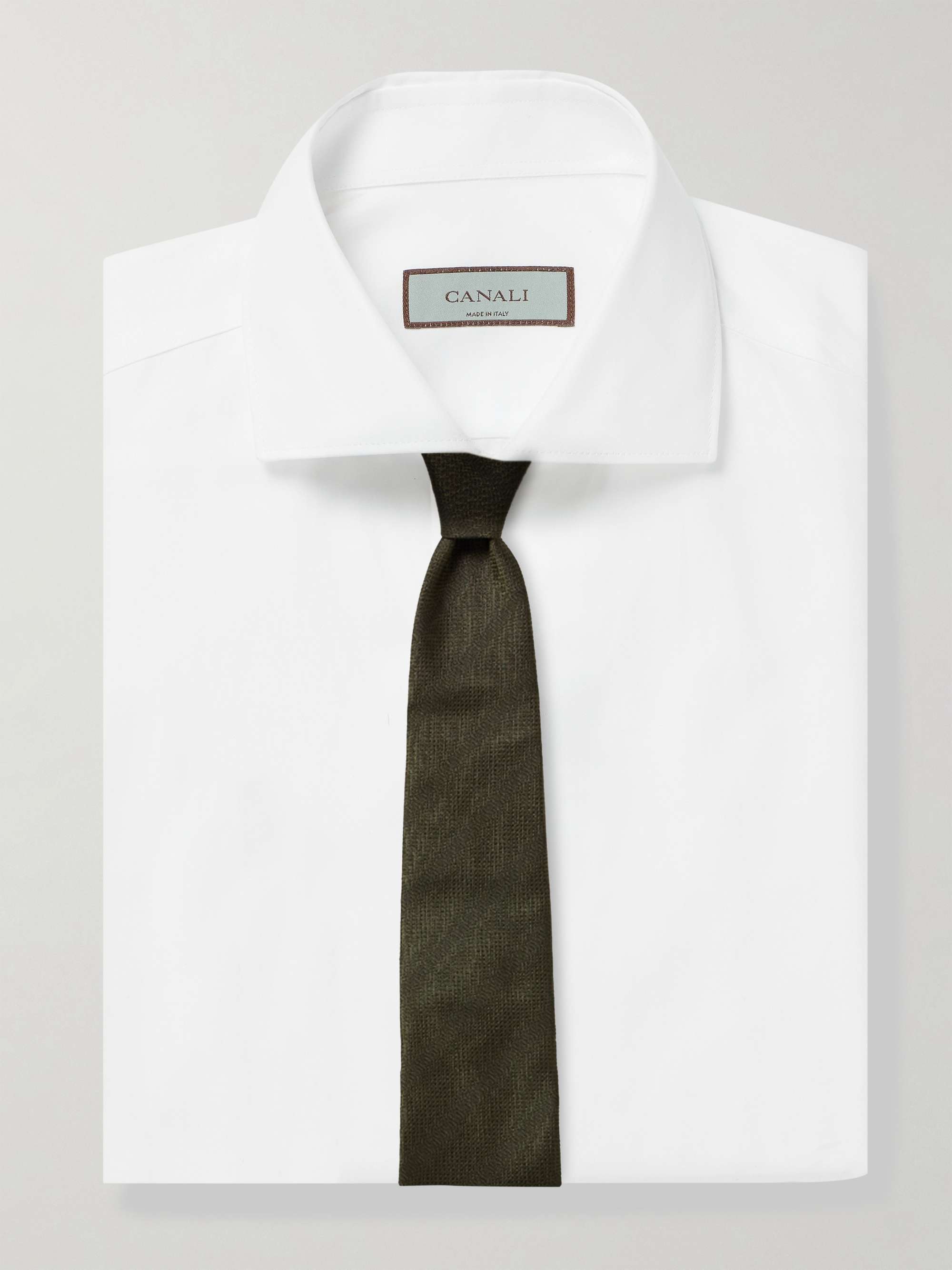 Cutaway-Collar Cotton-Poplin Shirt view