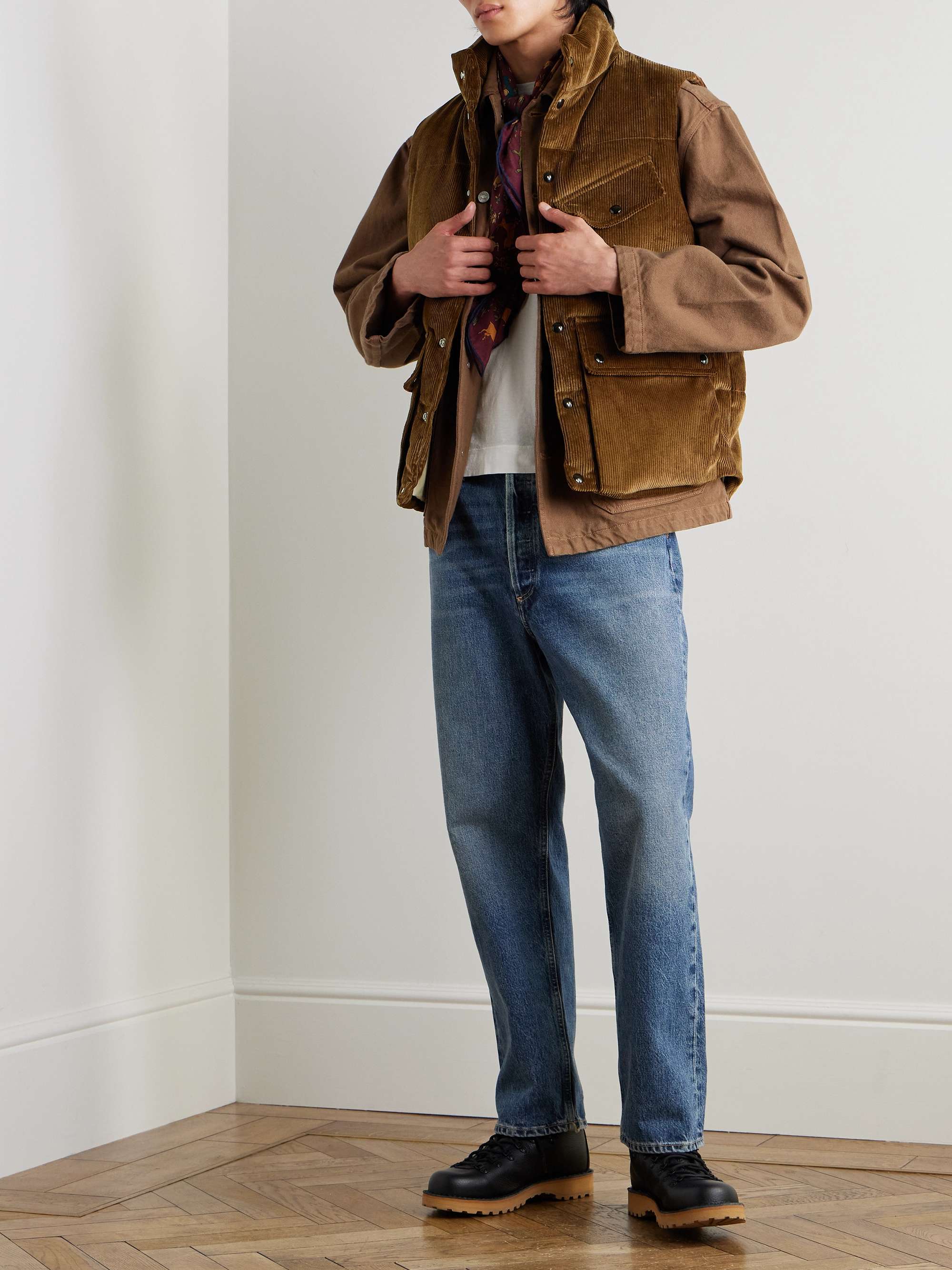 Quilted Cotton-Corduroy Down Gilet view
