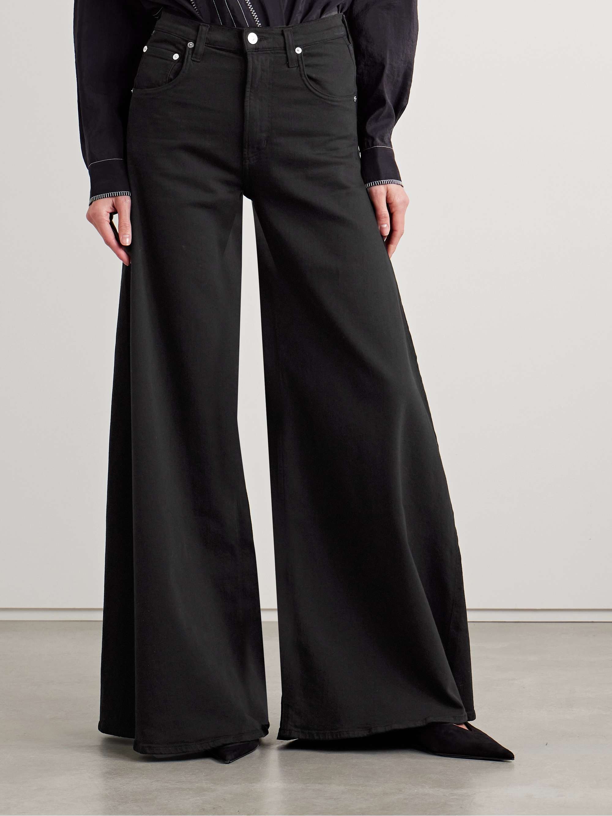 Amari Ultra high-rise wide-leg jeans view