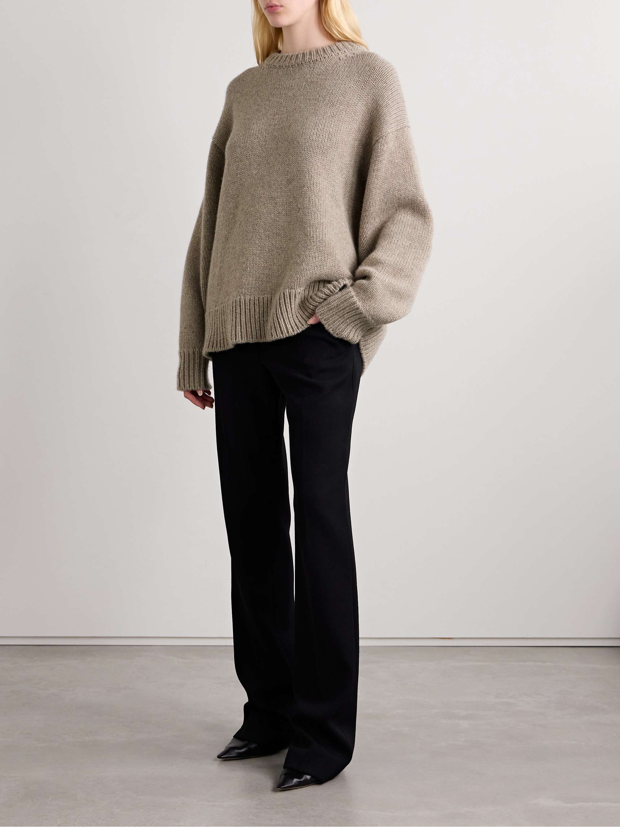 Himus oversized cashmere sweater view