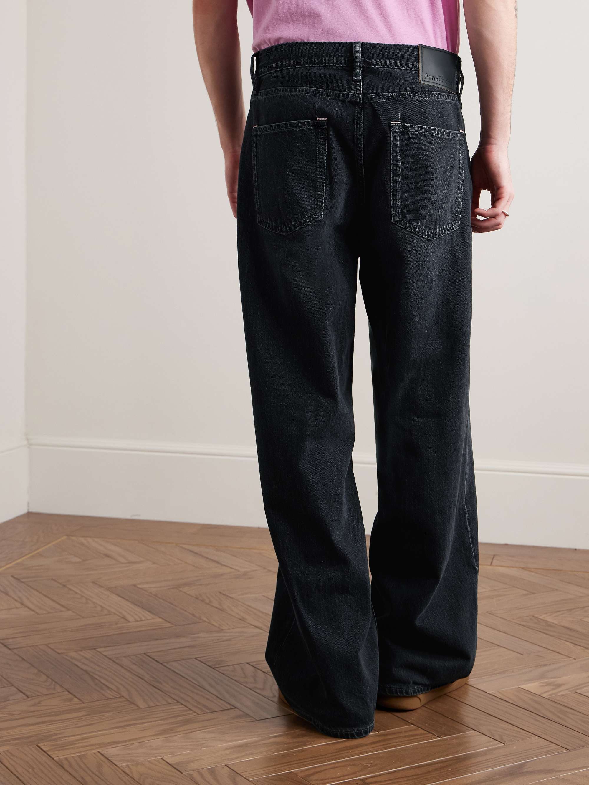 1981M Wide-Leg Jeans view