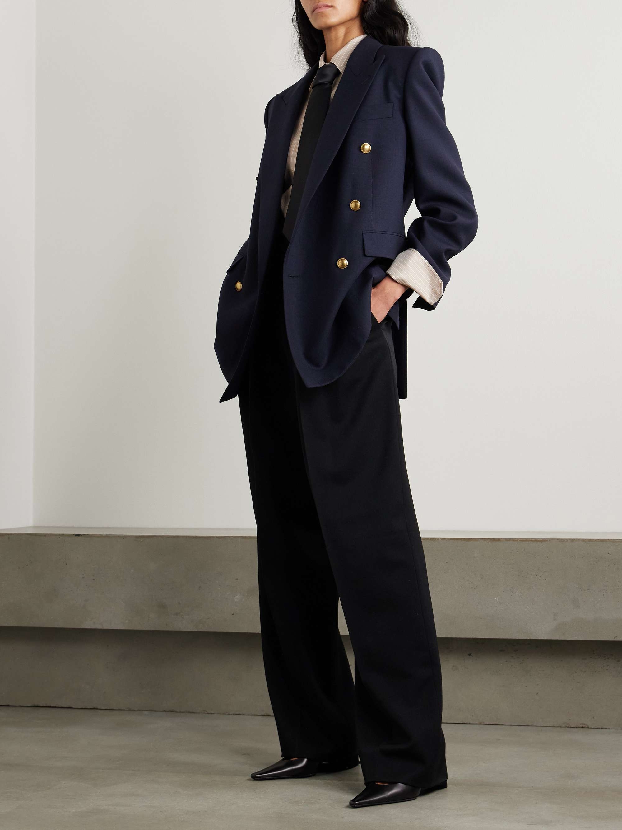 Oversized double-breasted grain de poudre wool blazer view