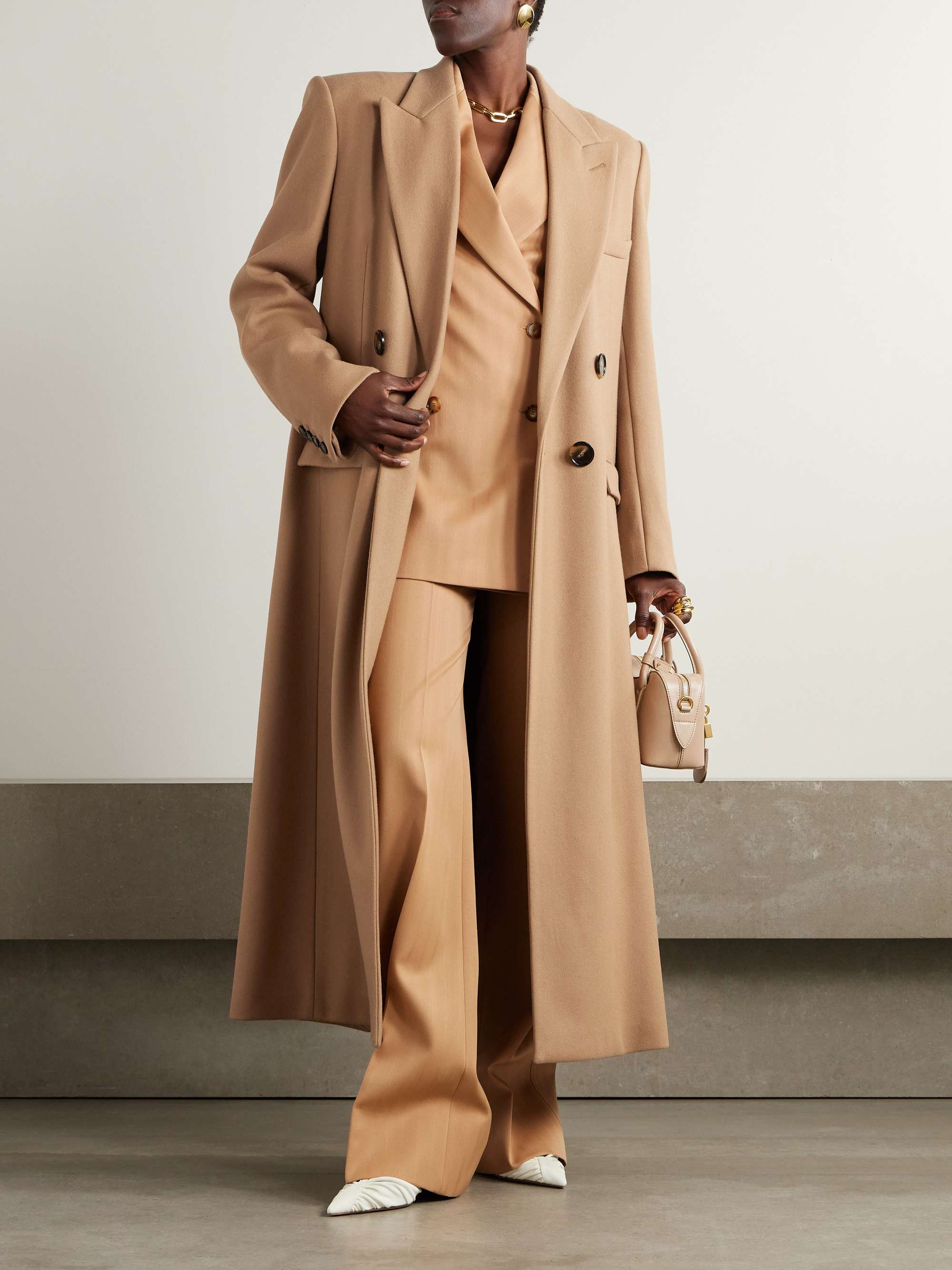 Oversized double-breasted wool coat view