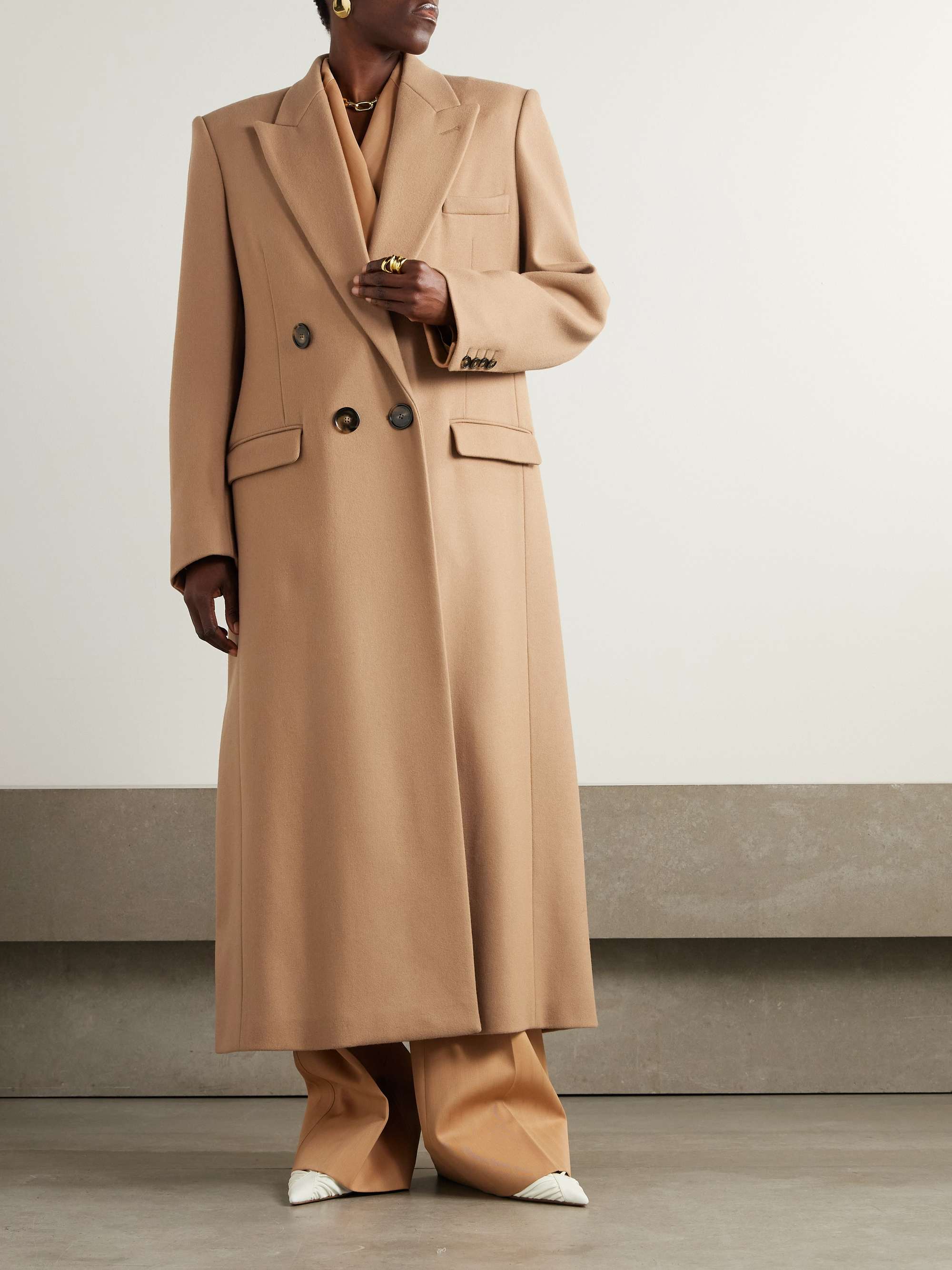 Oversized double-breasted wool coat view
